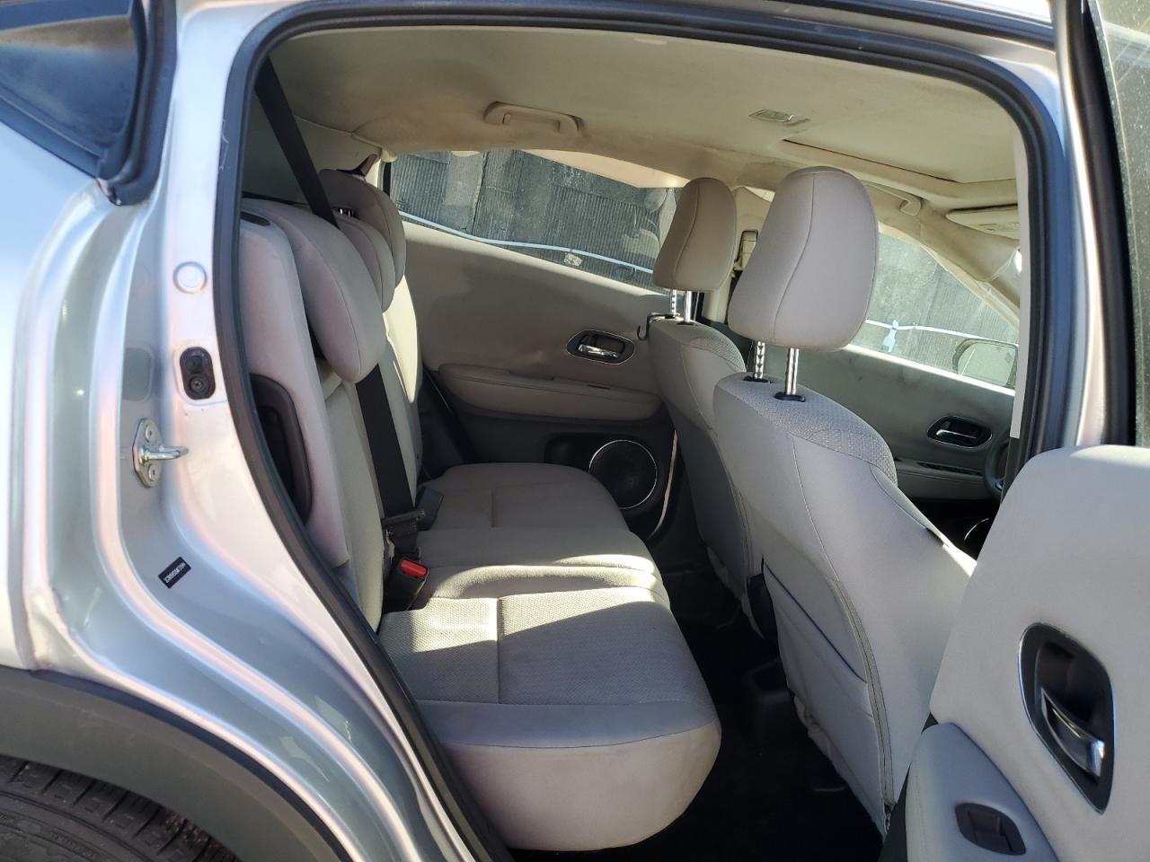2016 Honda HR-V - Image 12