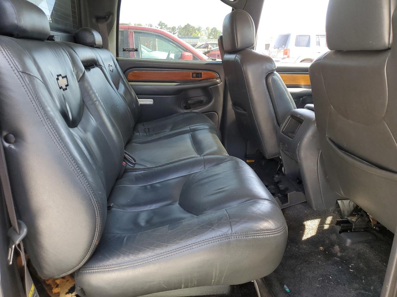 2002 Chevrolet Avalanche C1500 VIN: 3GNEC13TX2G136330 Lot: 50176365