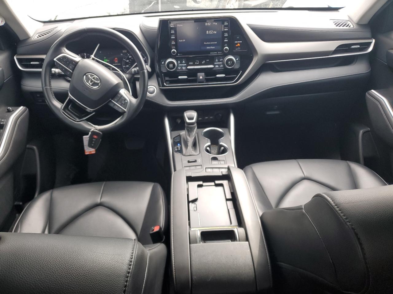 2020 Toyota Highlander - Image 8