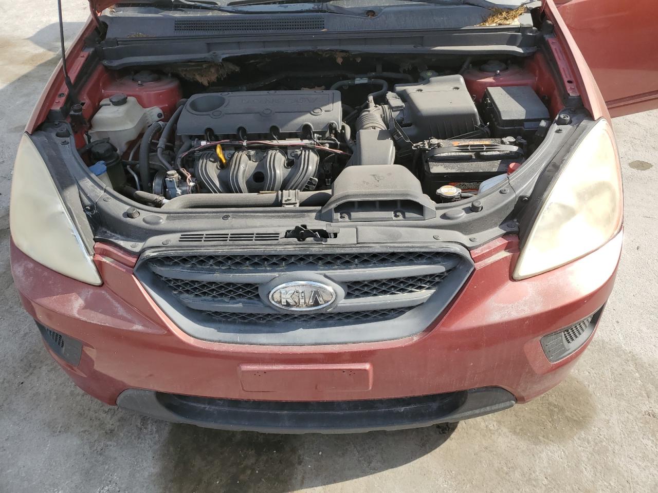 2008 Kia Rondo - Image 13