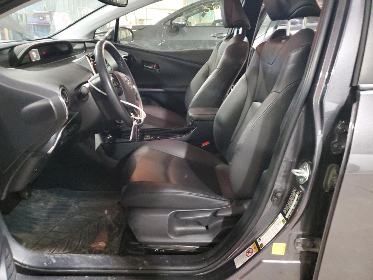 2019 Toyota Prius - Image 7