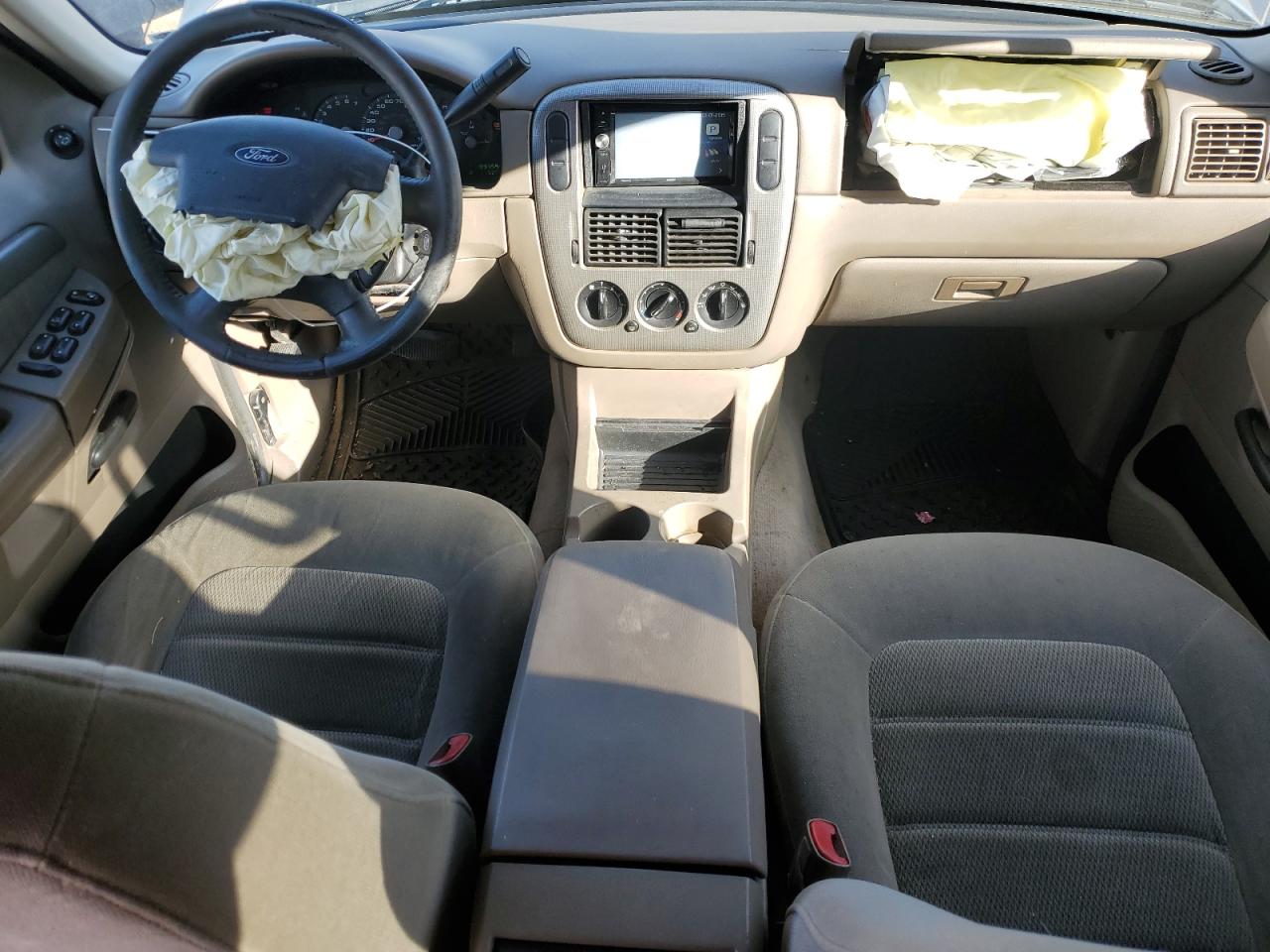 2003 Ford Explorer - Image 8