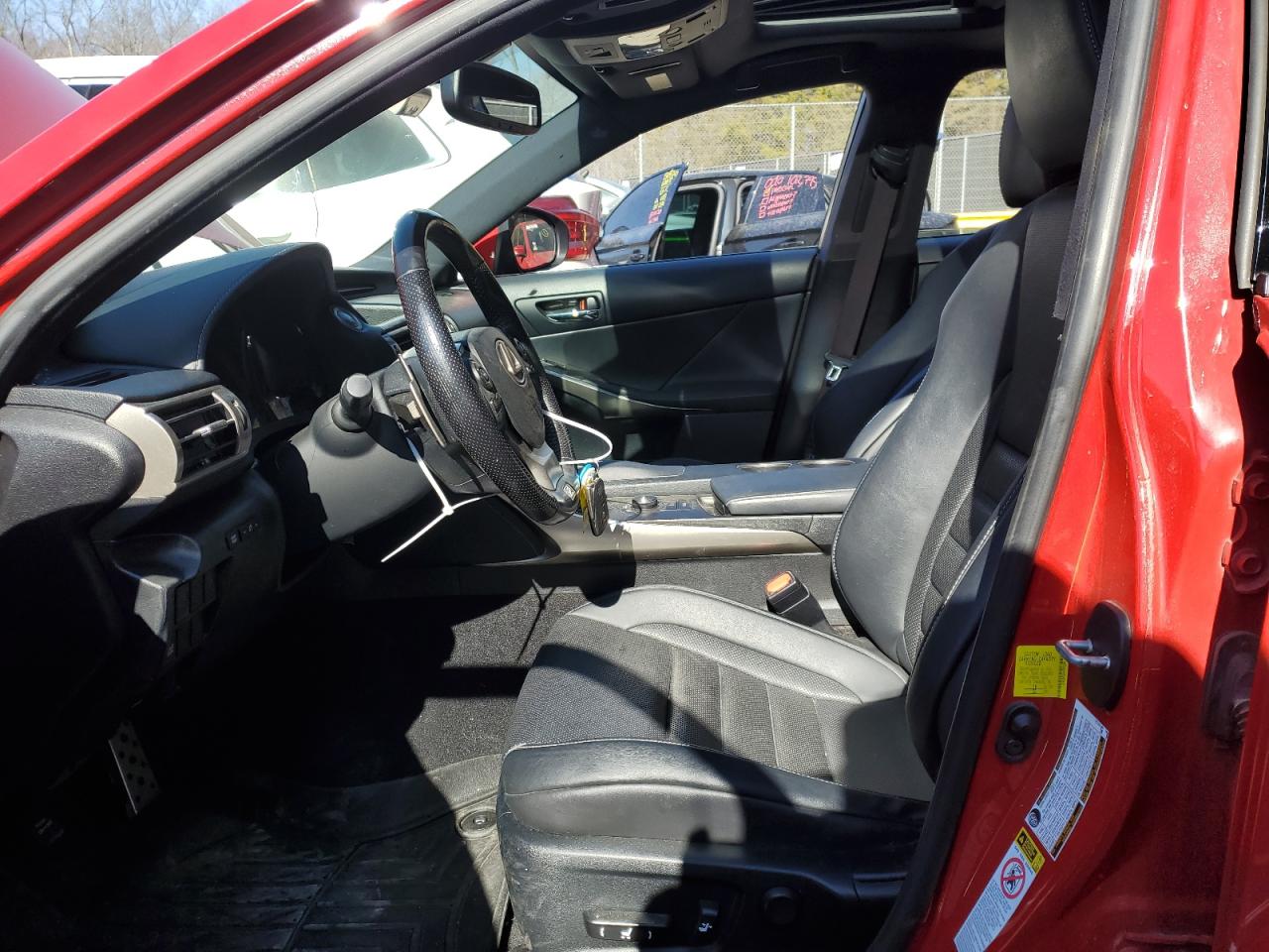2016 Lexus IS - Image 7