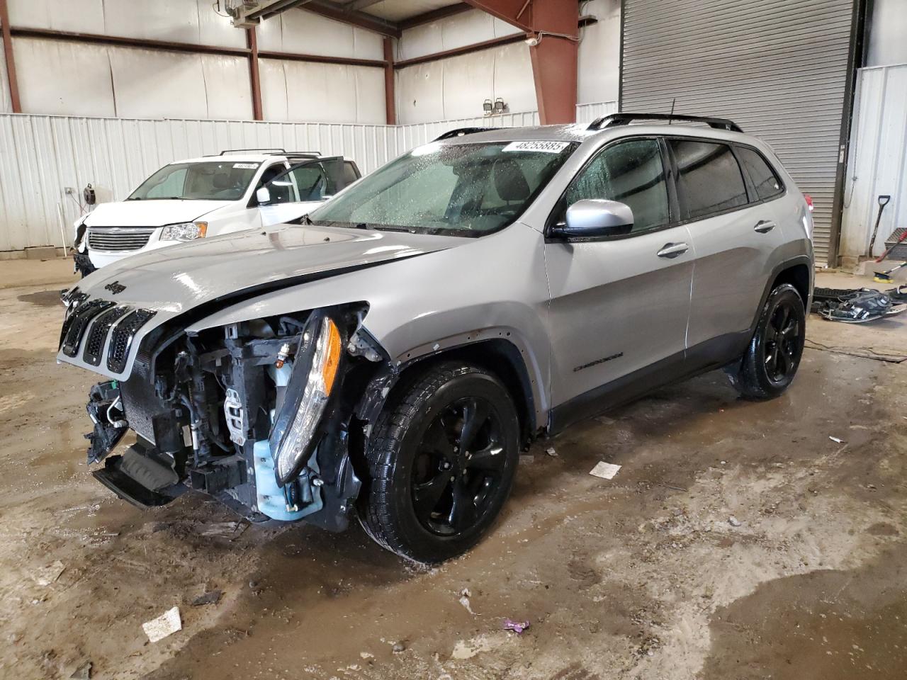 2016 Jeep Cherokee Latitude for Sale in Lansing, MI - Front End