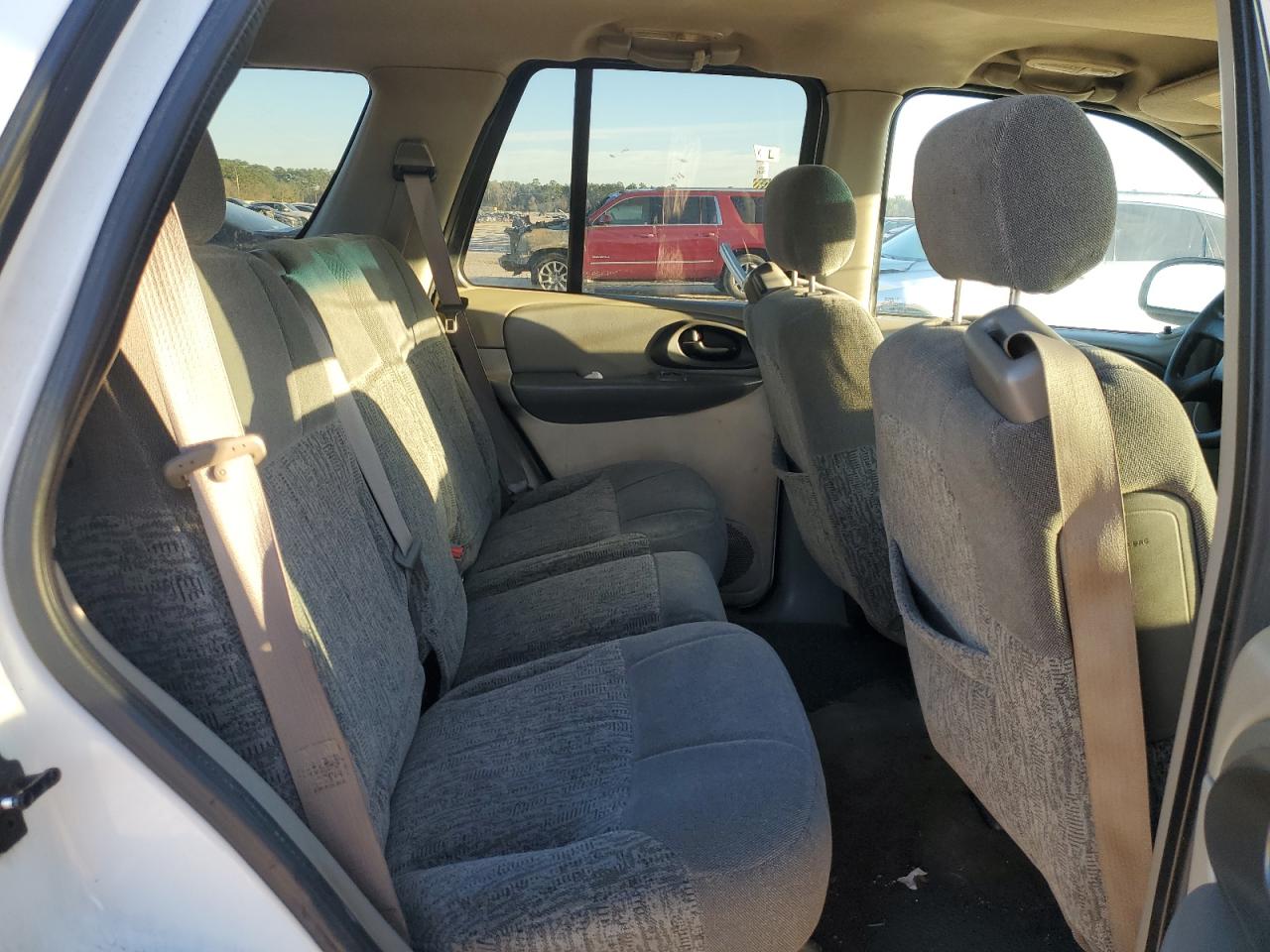 2002 Chevrolet TrailBlazer - Image 11