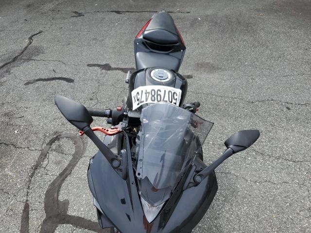 2015 YAMAHA YZFR3 