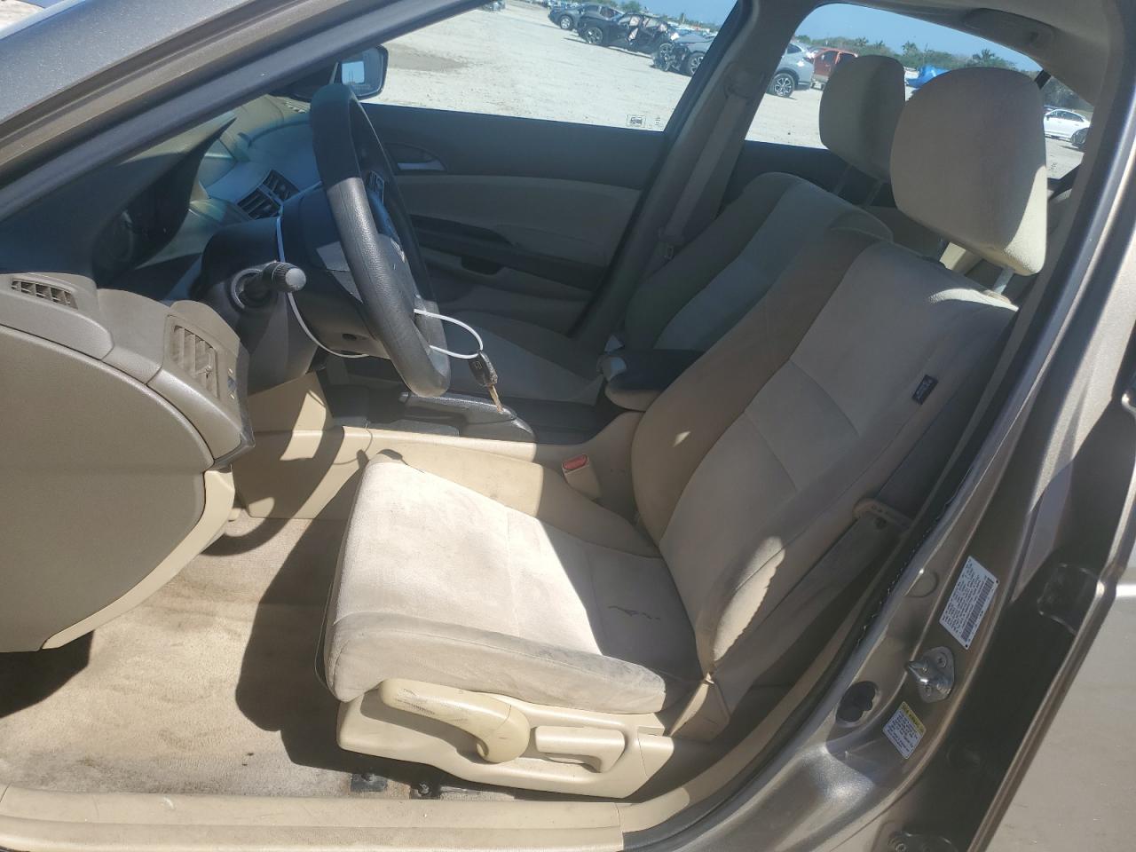 2010 Honda Accord - Image 7