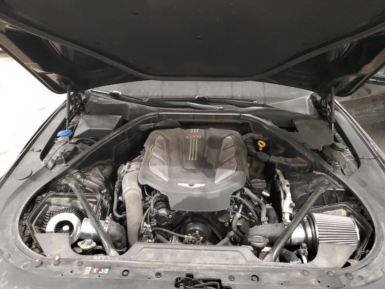 2018 Genesis G80 - Image 11