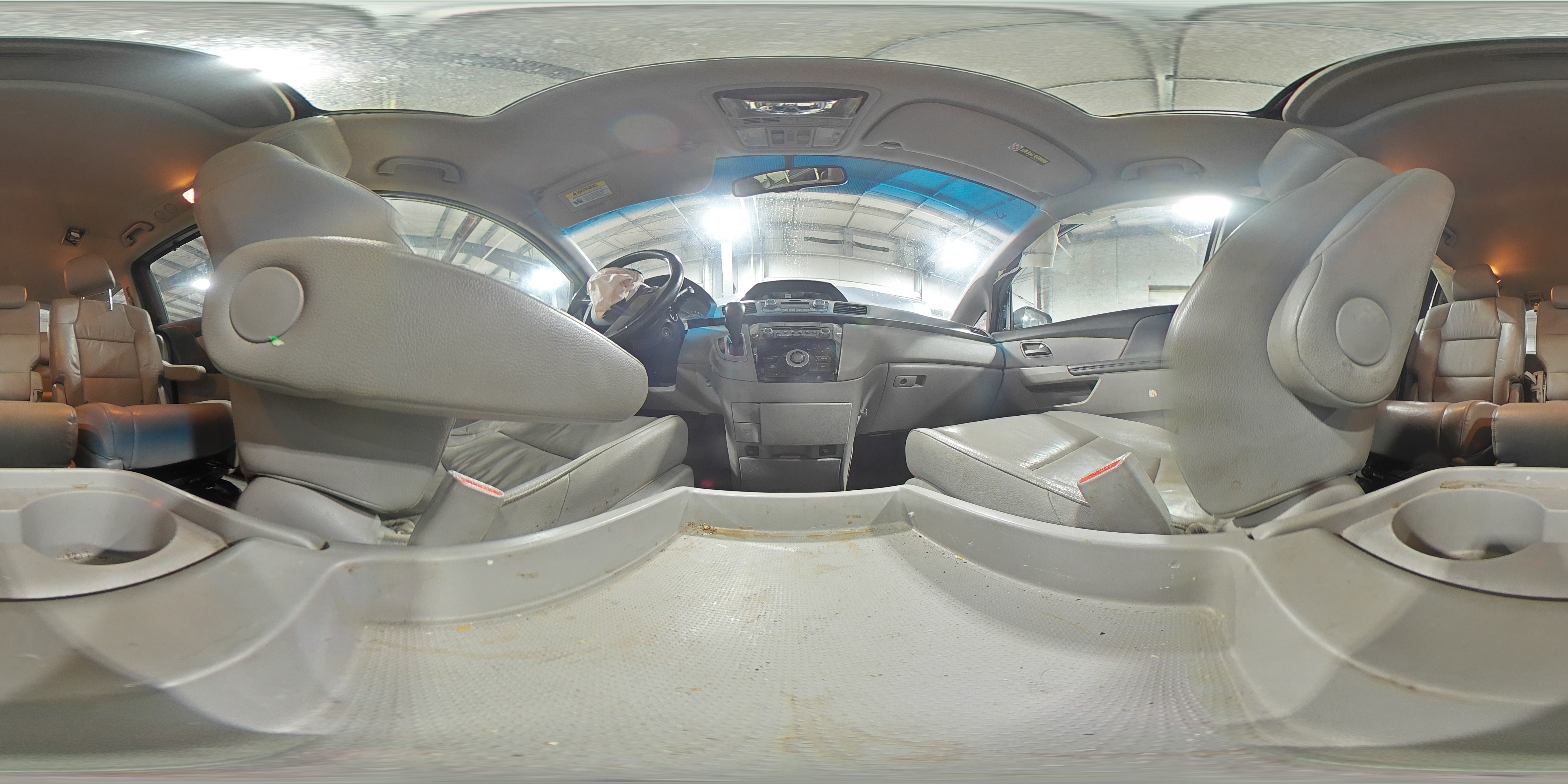 2012 Honda Odyssey - Image 15