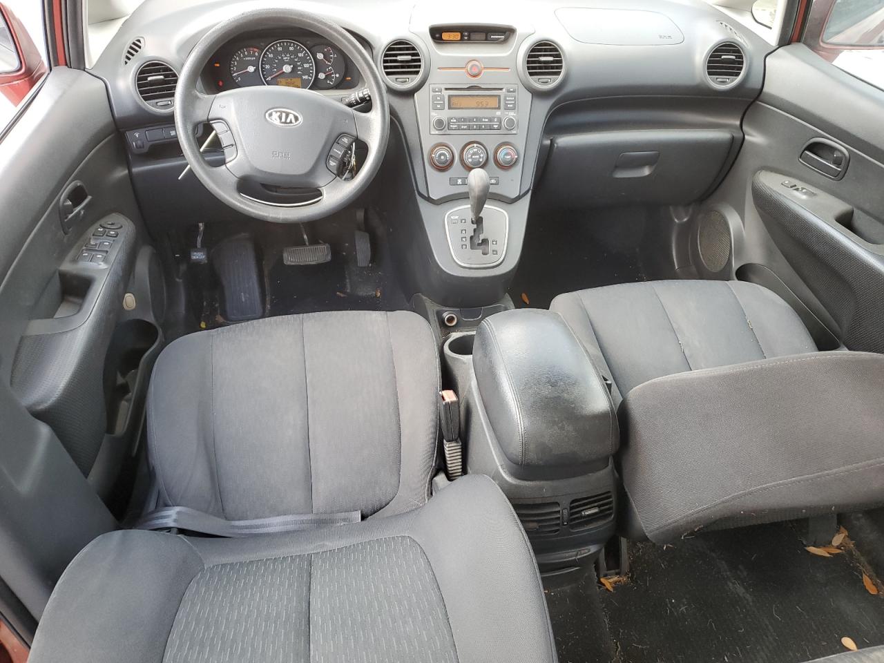2008 Kia Rondo - Image 8