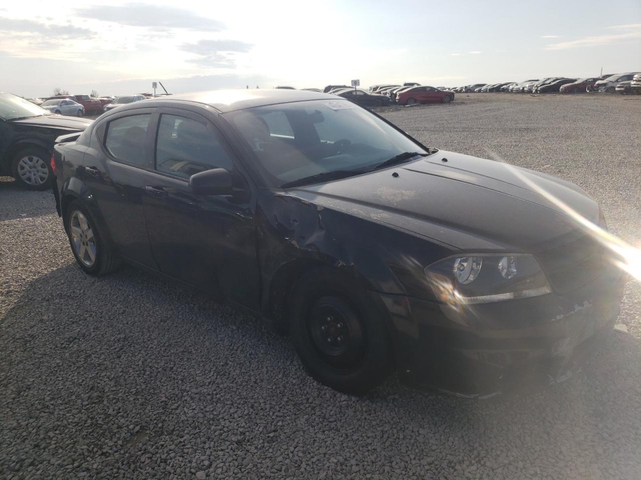 2013 Dodge Avenger - Image 4