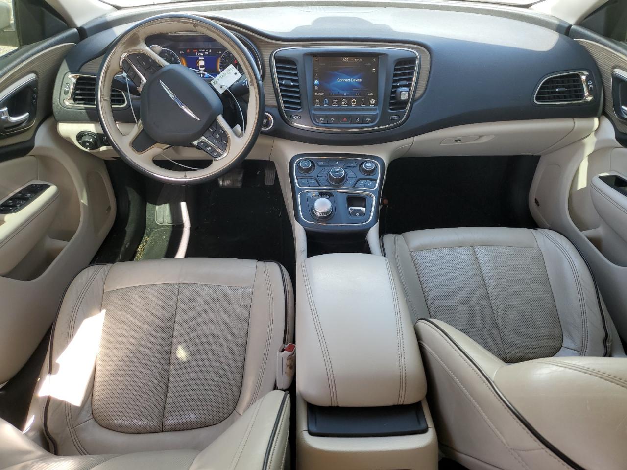 2015 Chrysler 200 - Image 8