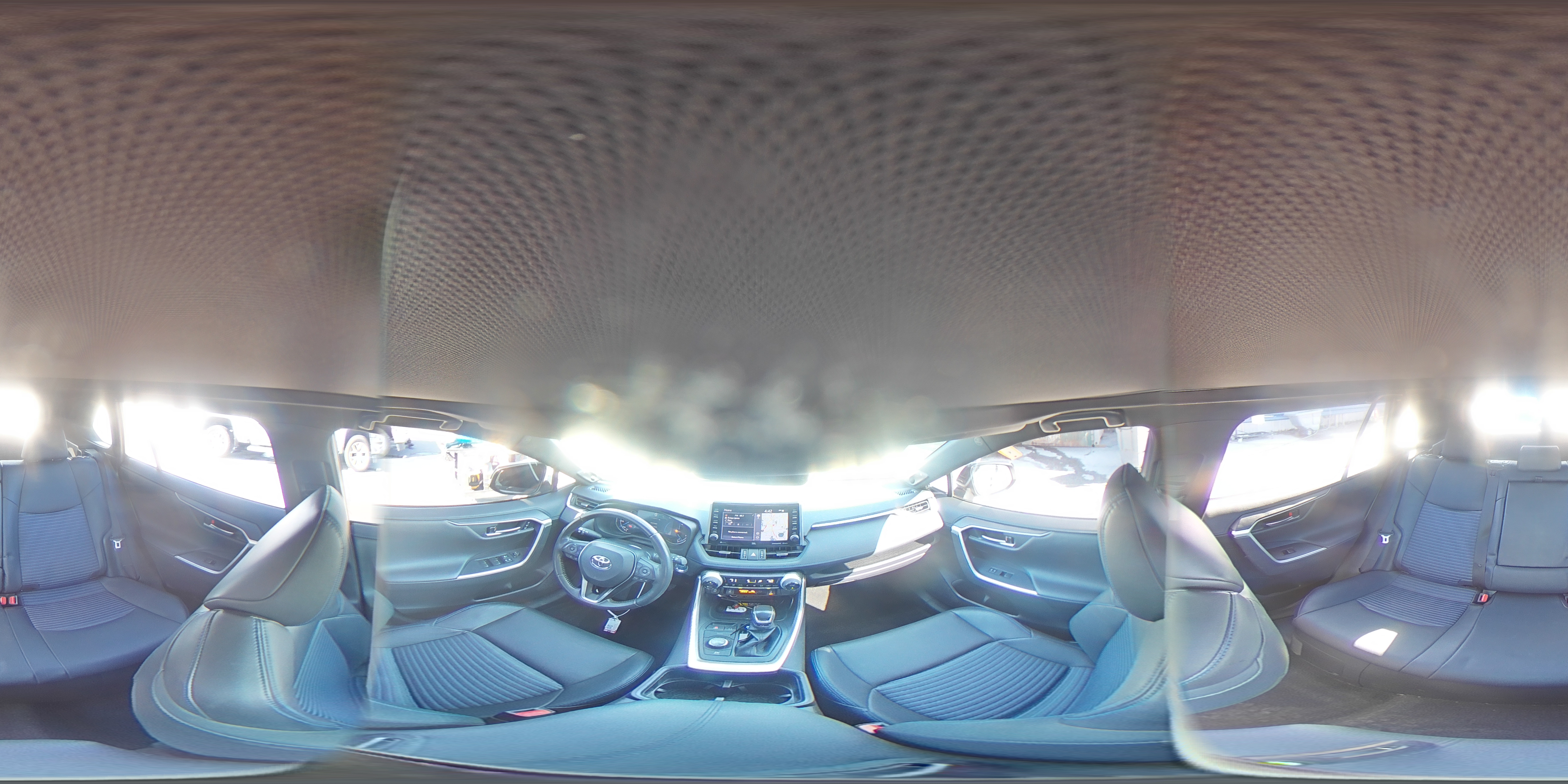 2022 Toyota RAV 4 - Image 16