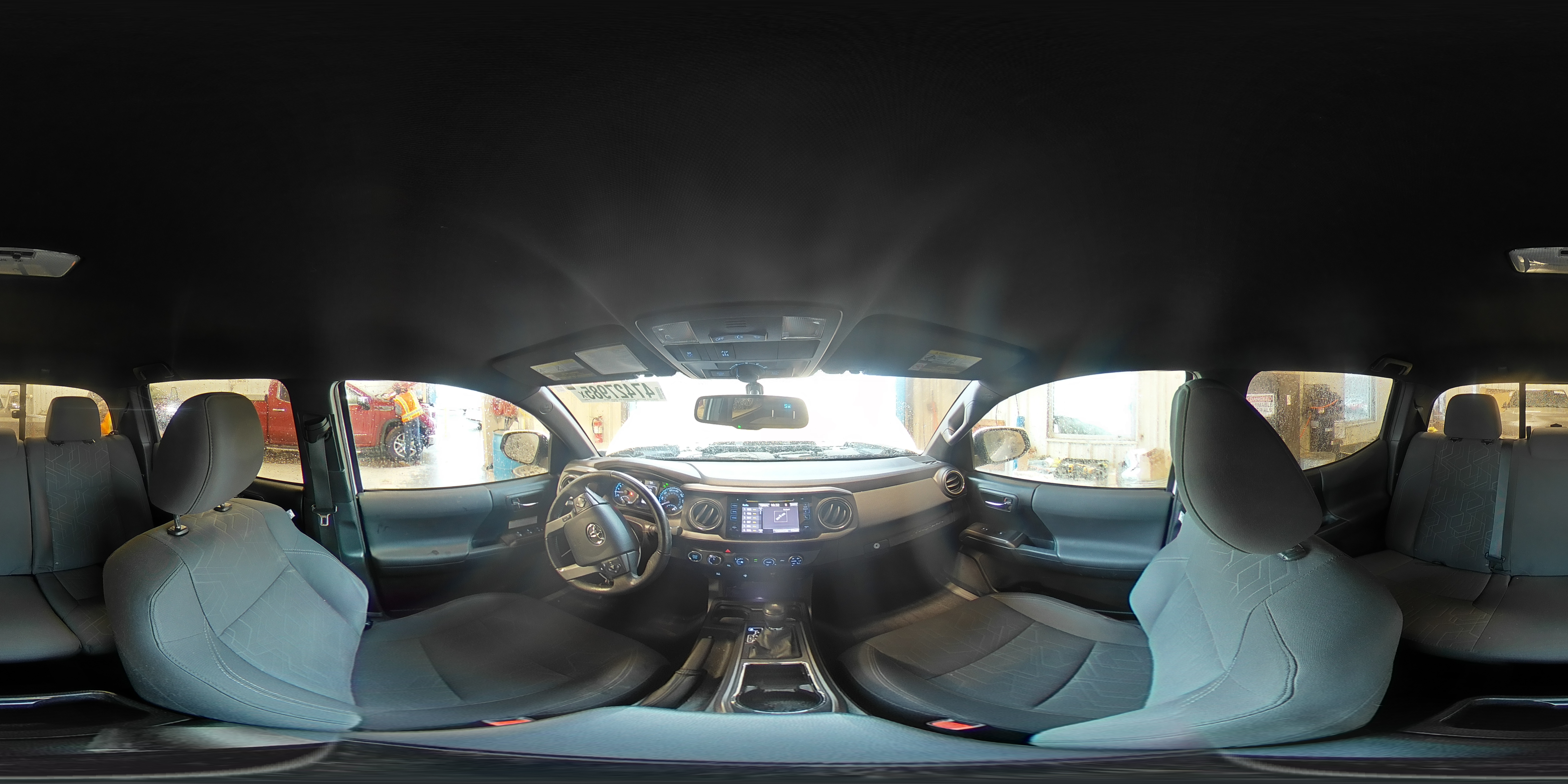 2016 Toyota Tacoma - Image 12