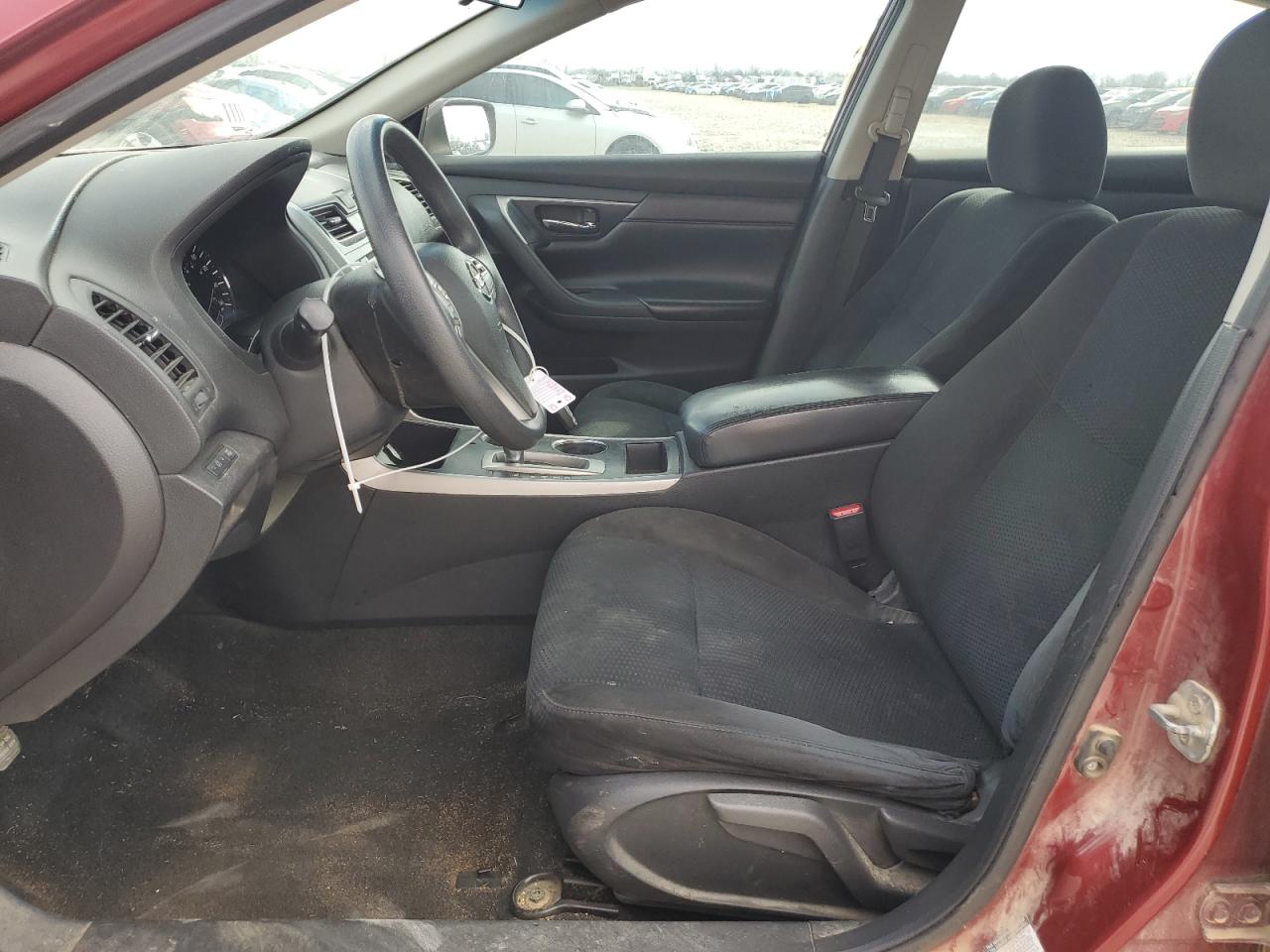 2015 Nissan Altima - Image 7