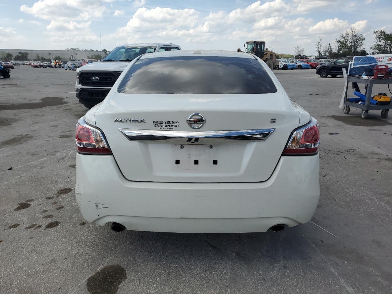 2015 Nissan Altima - Image 6