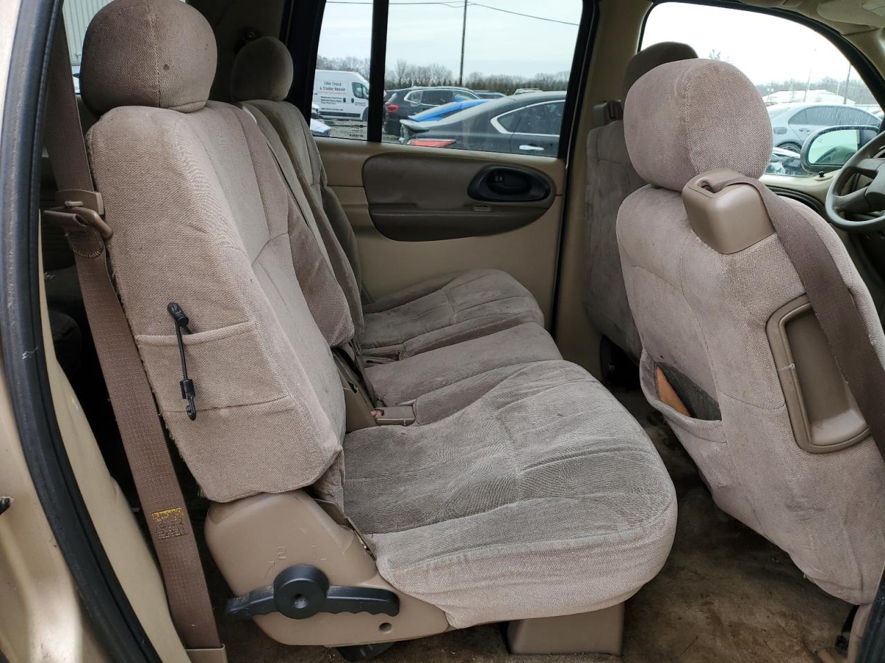2004 Chevrolet TrailBlazer - Image 11