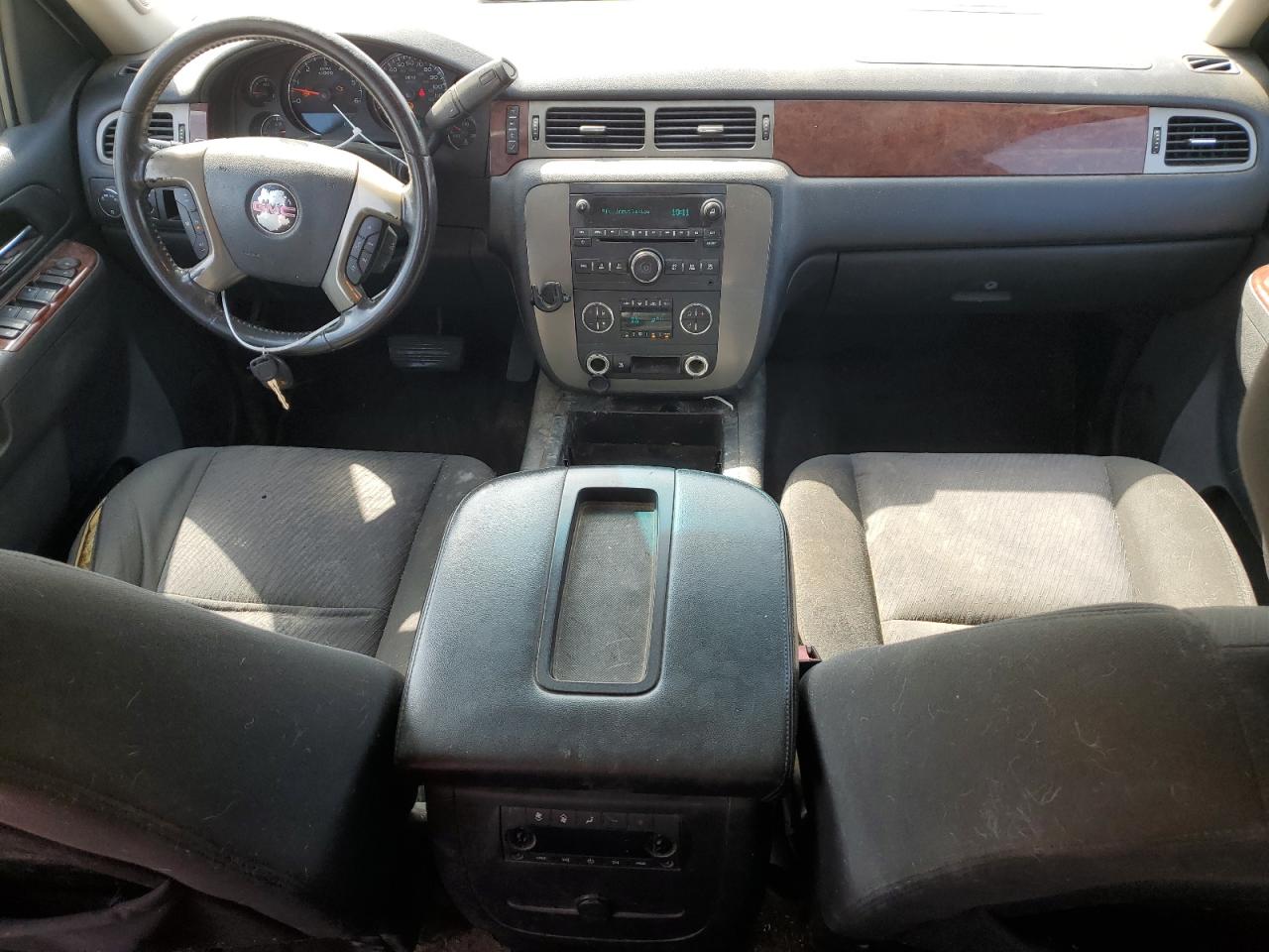 2011 GMC Yukon - Image 8