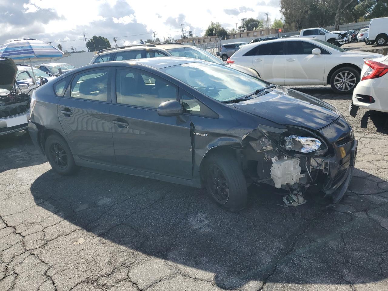 2013 Toyota Prius - Image 4