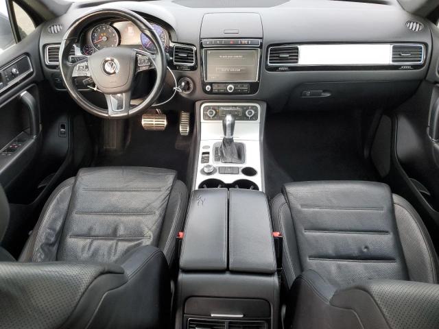 Паркетники VOLKSWAGEN TOUAREG 2017 Чорний