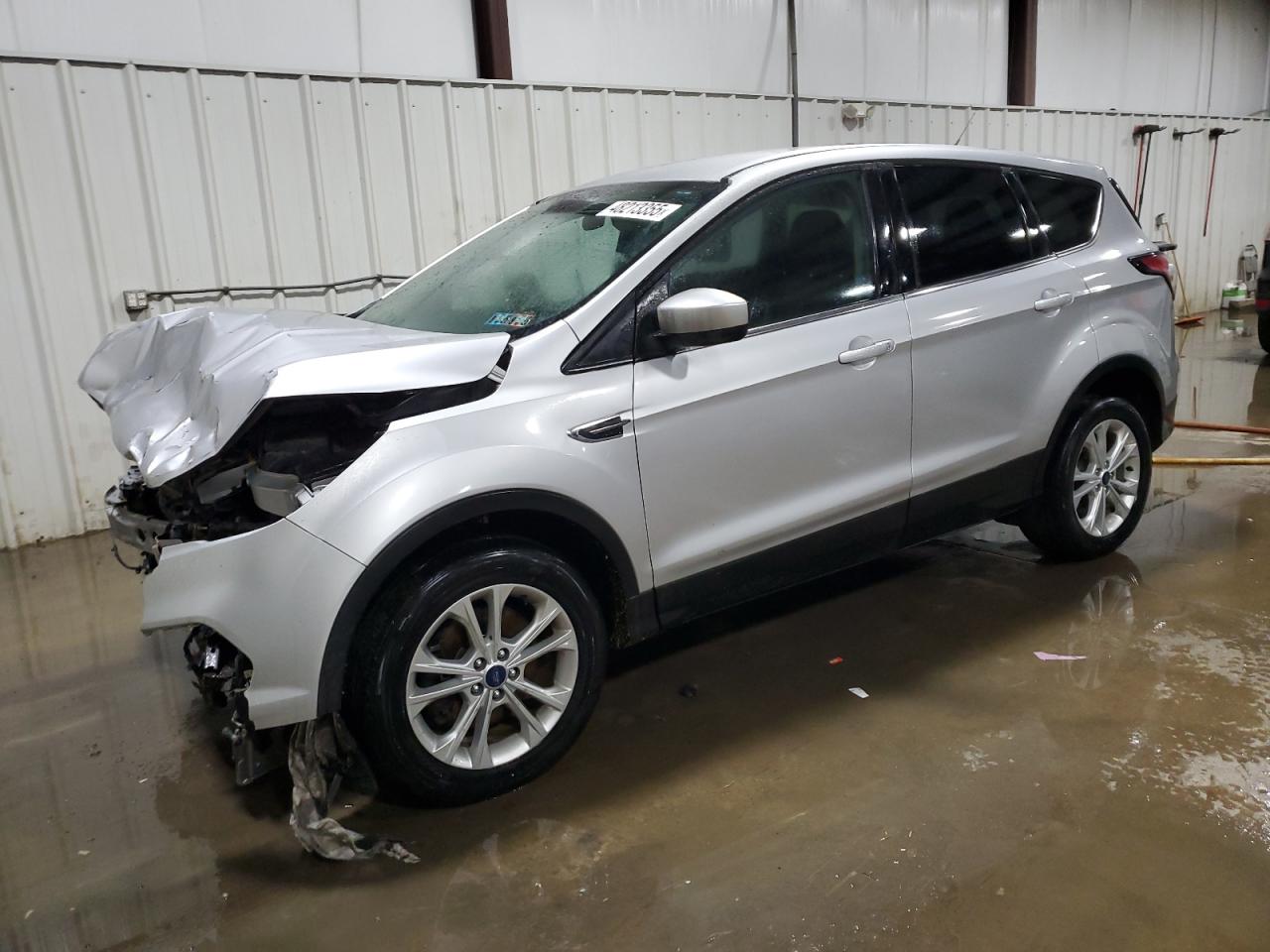1FMCU9G94HUC52795 FORD ESCAPE 2017