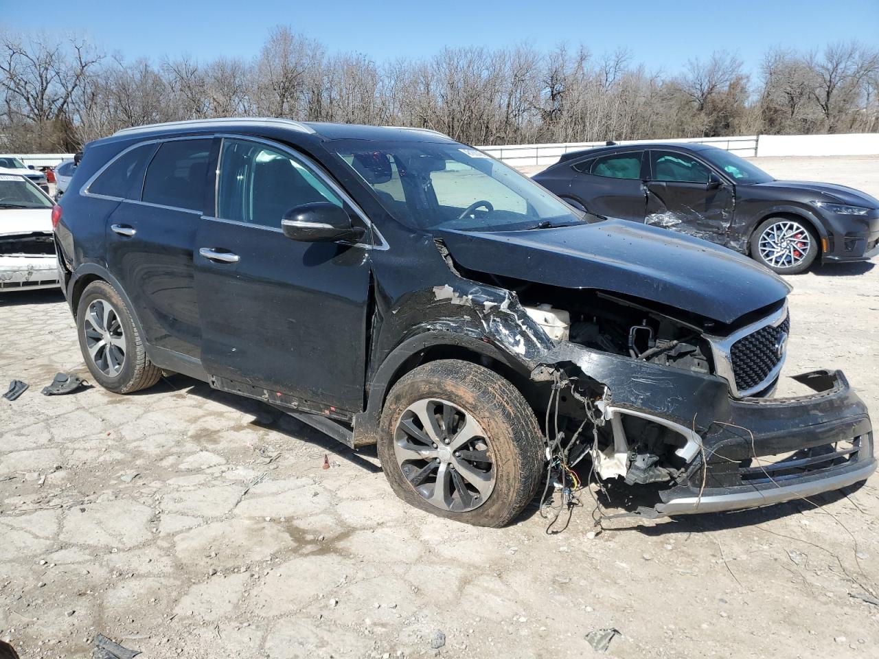 2016 Kia Sorento - Image 4