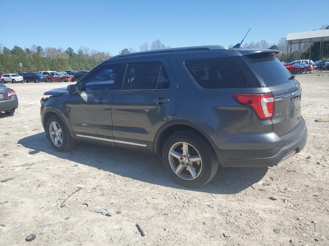 2019 Ford Explorer - Image 2