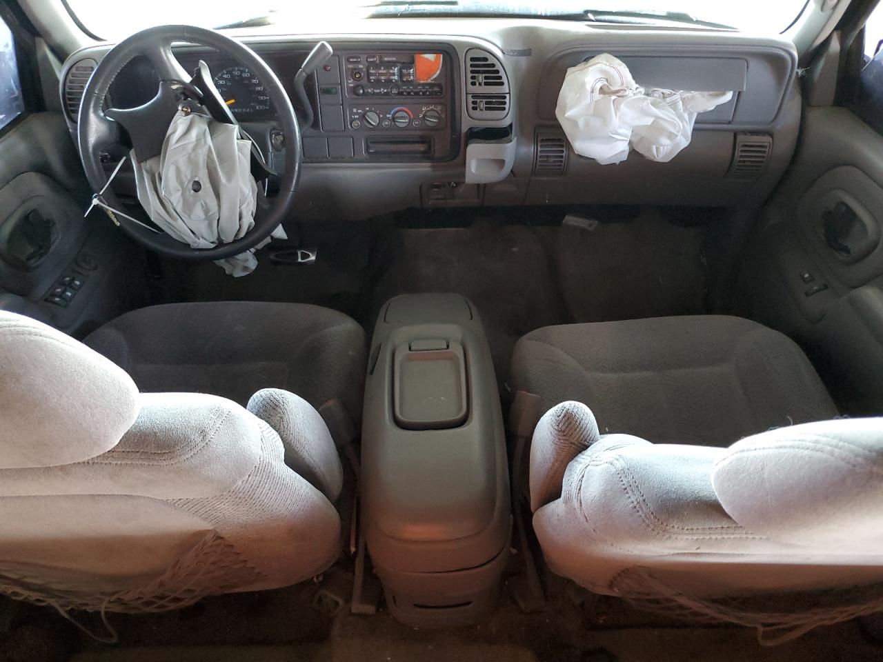 1997 Chevrolet Suburban - Image 8