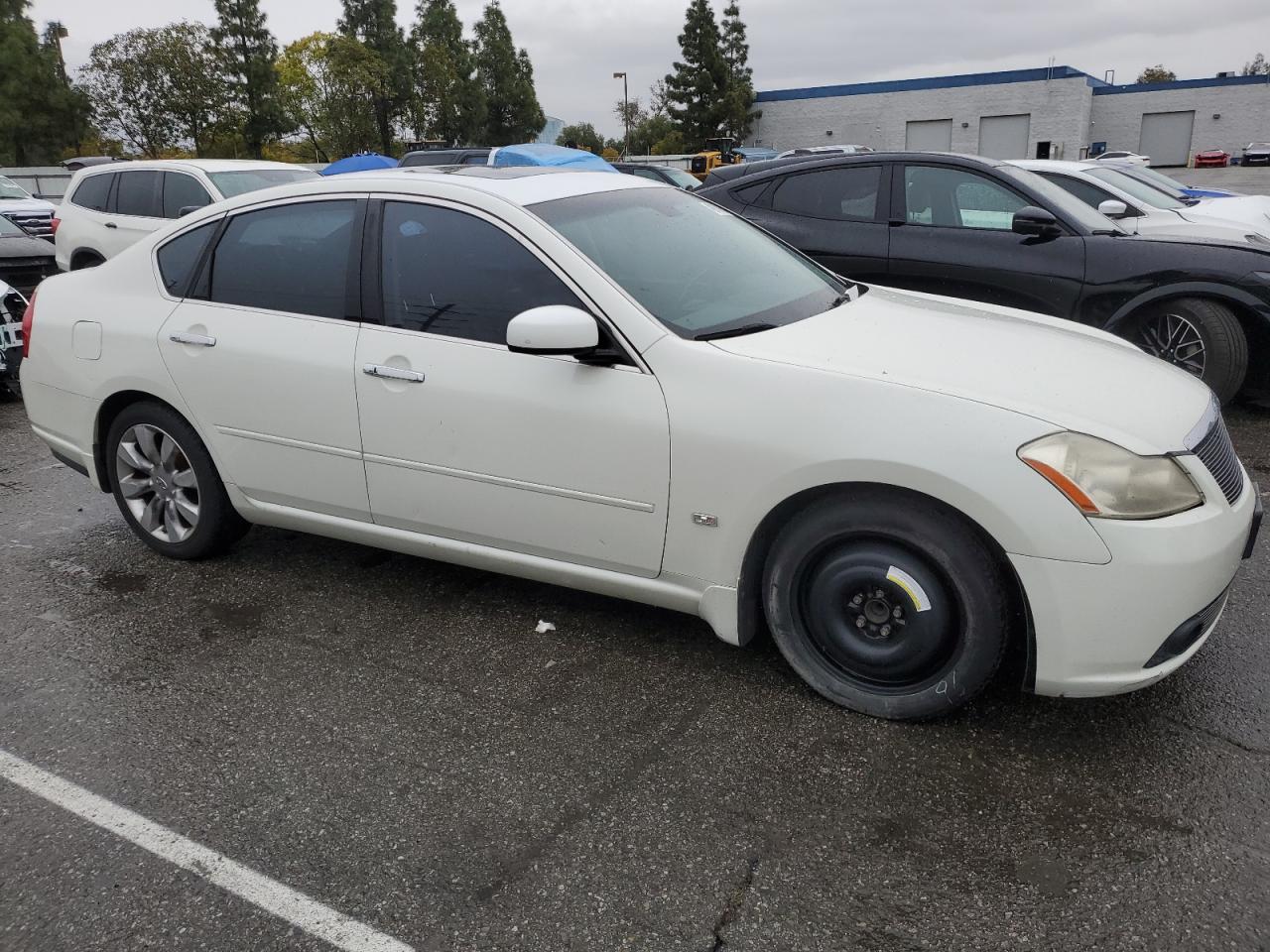 2007 Infiniti M - Image 4