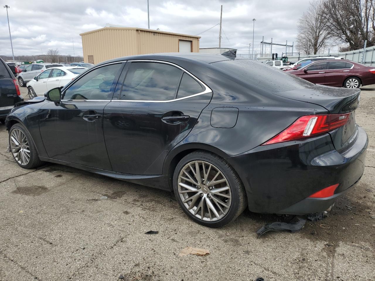 2015 Lexus IS - Image 2