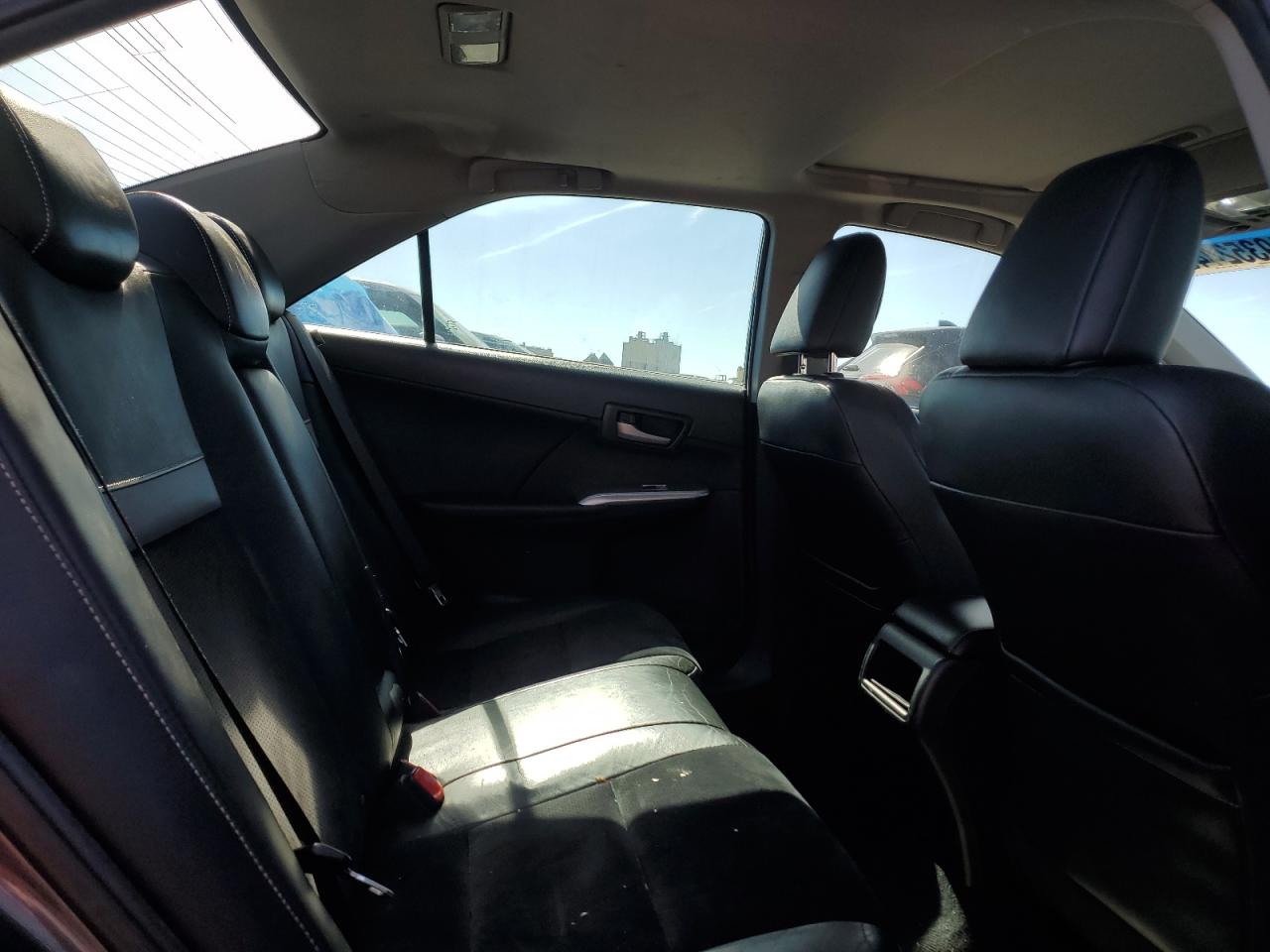 2012 Toyota Camry - Image 10
