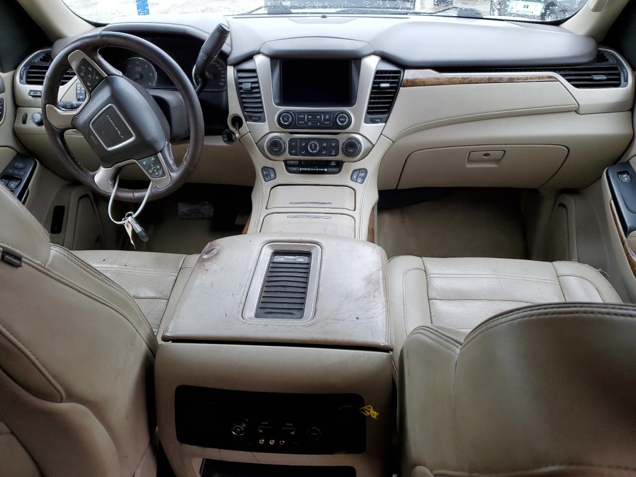 2015 GMC Yukon - Image 8