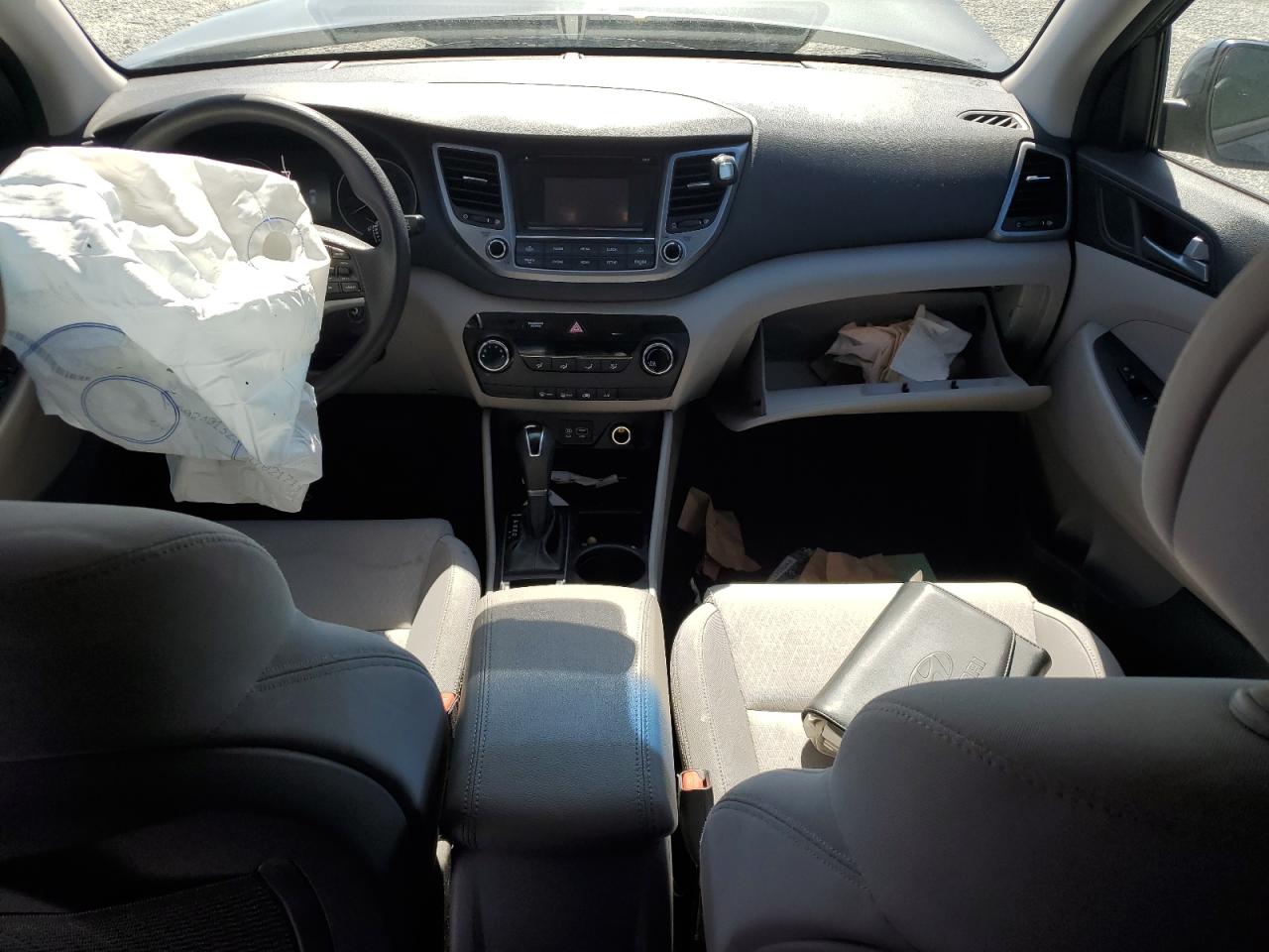 2017 Hyundai Tucson - Image 8