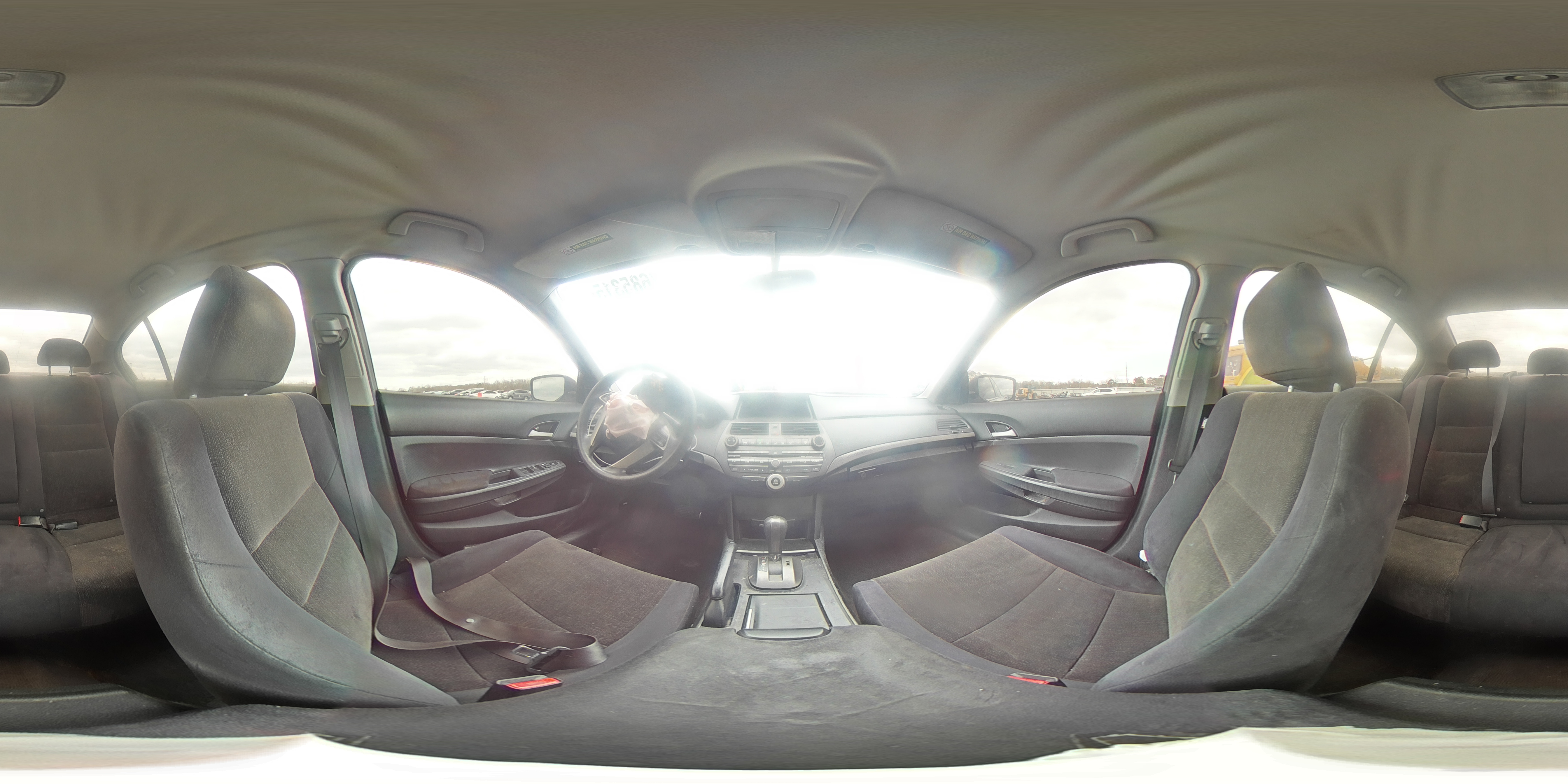 2009 Honda Accord - Image 12