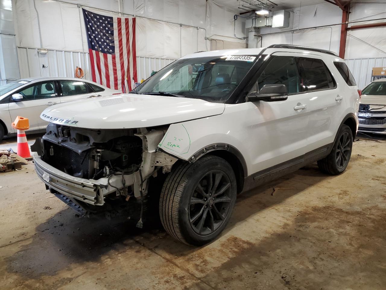 2017 Ford Explorer - Image 1