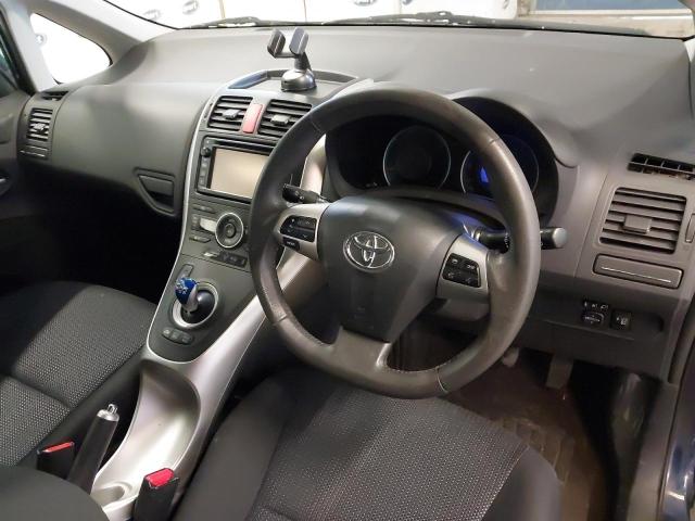 2012 TOYOTA AURIS HYBR