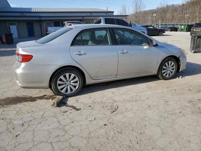 Седаны TOYOTA COROLLA 2013 Серебристый
