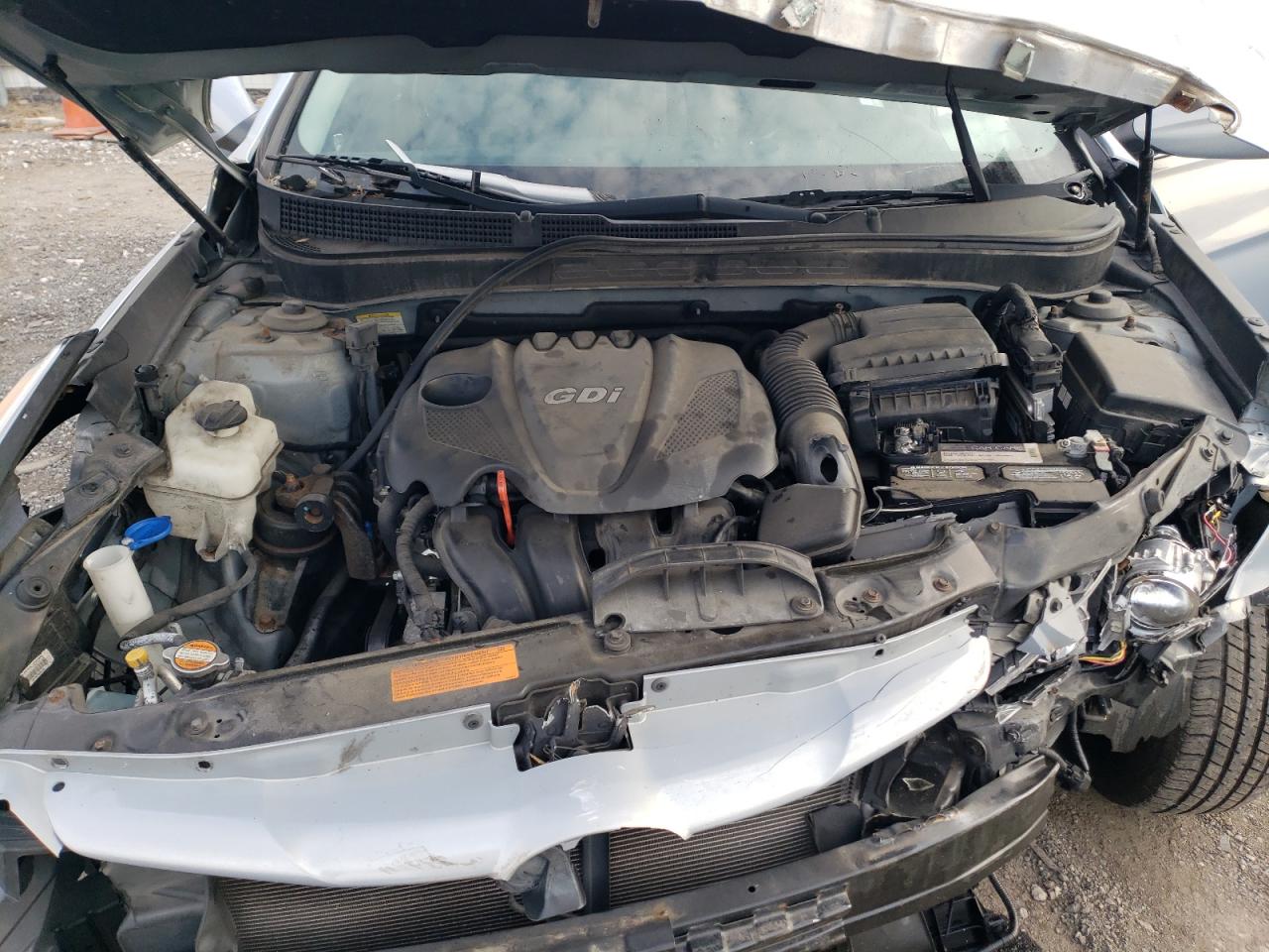 2013 Hyundai Sonata - Image 11