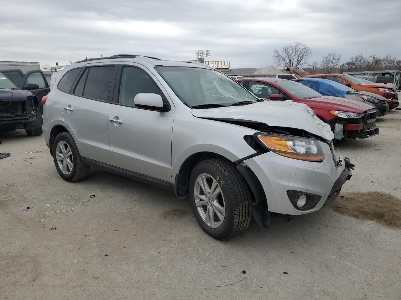 2011 Hyundai Santa Fe - Image 4