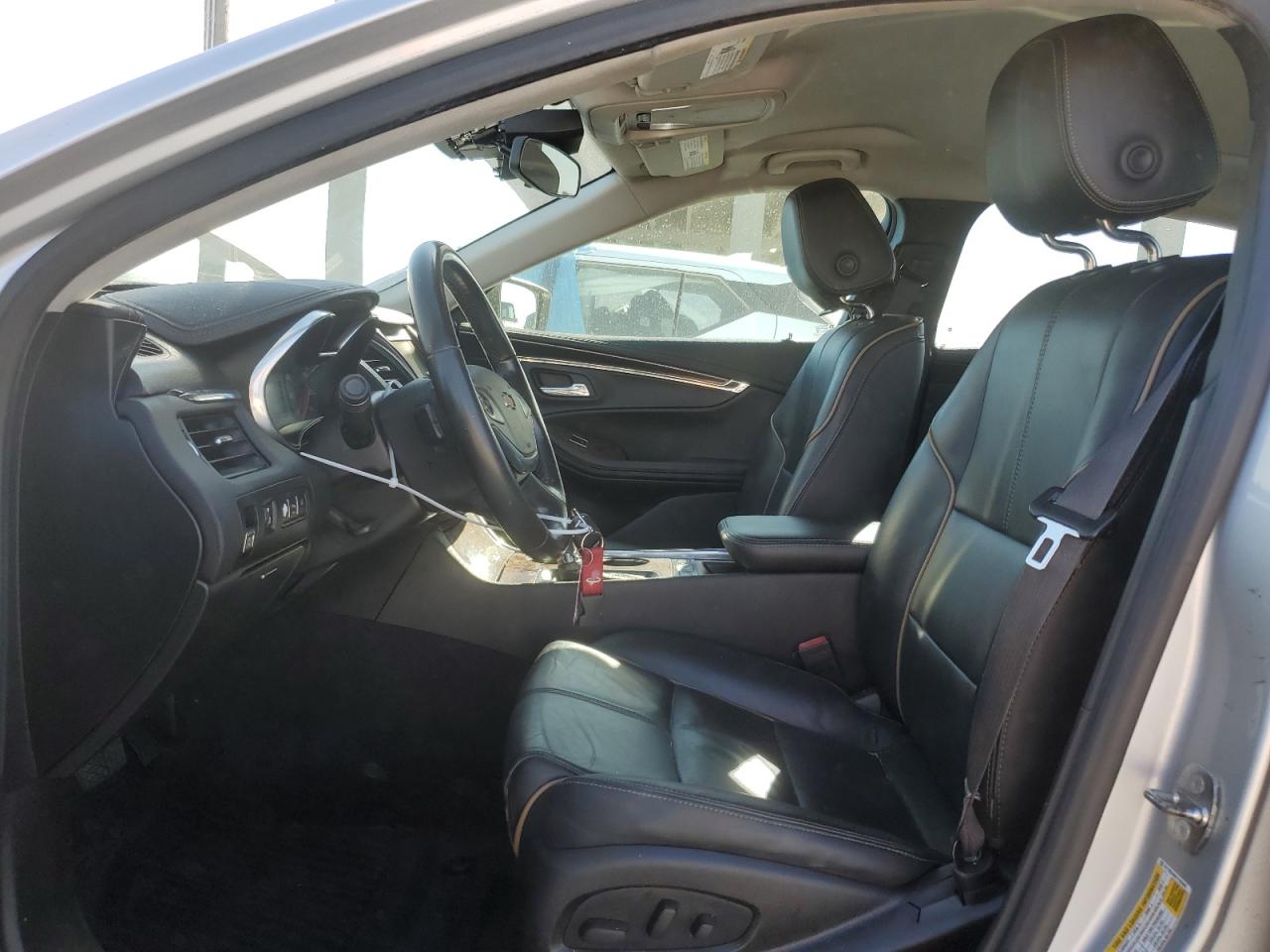 2015 Chevrolet Impala - Image 7