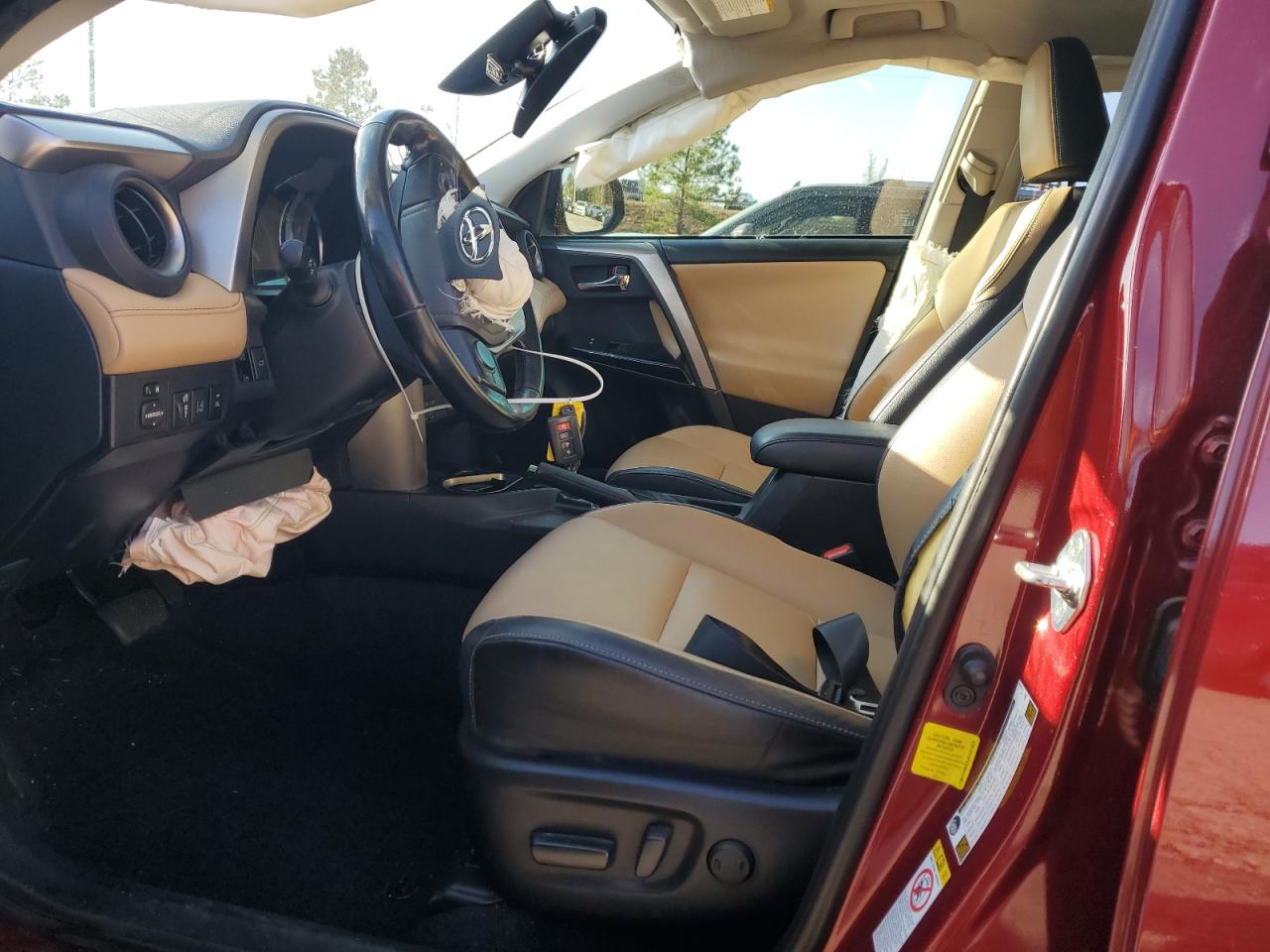 2018 Toyota RAV 4 - Image 7