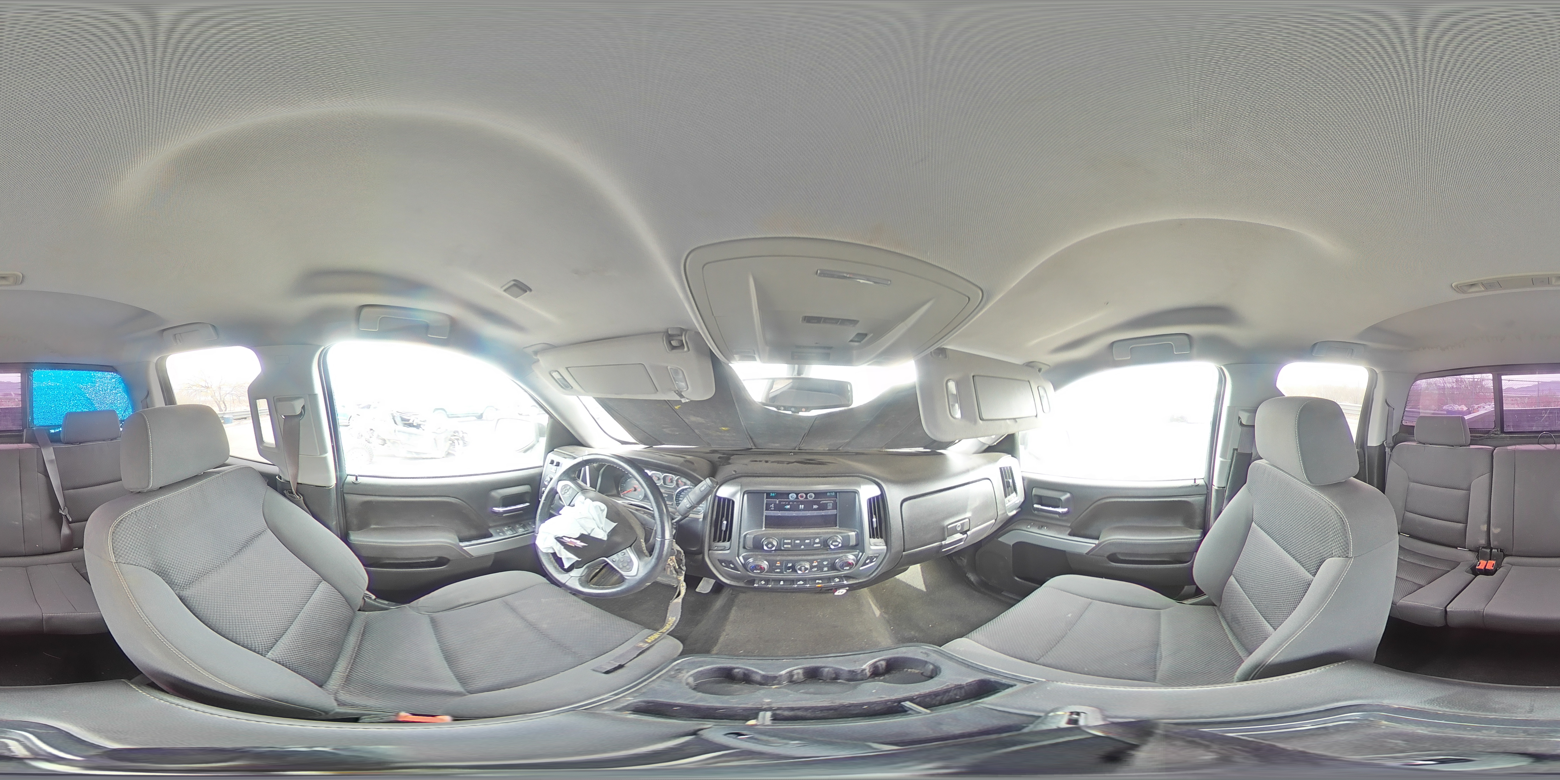 2016 Chevrolet Silverado - Image 13