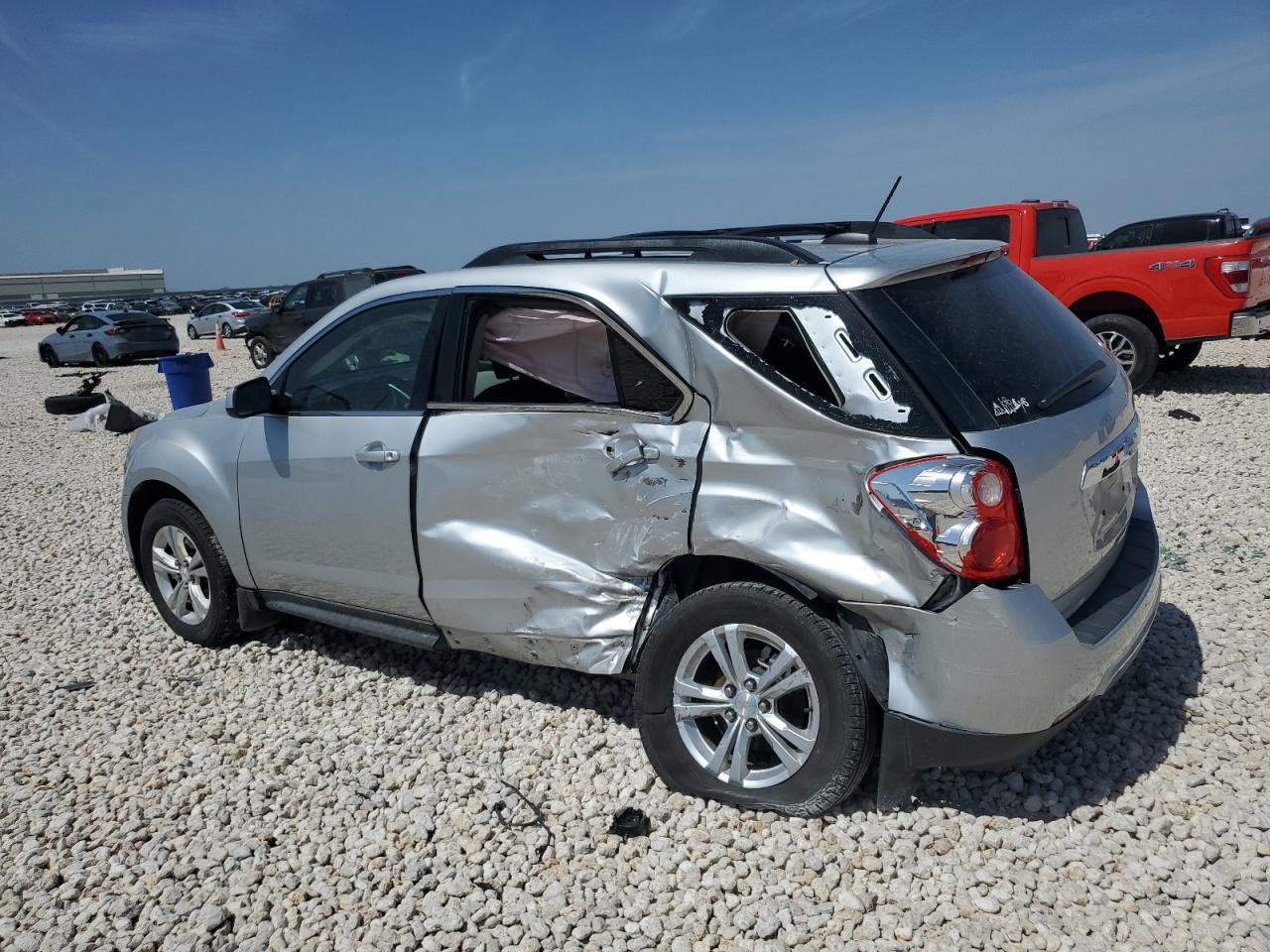 2015 Chevrolet Equinox - Image 2