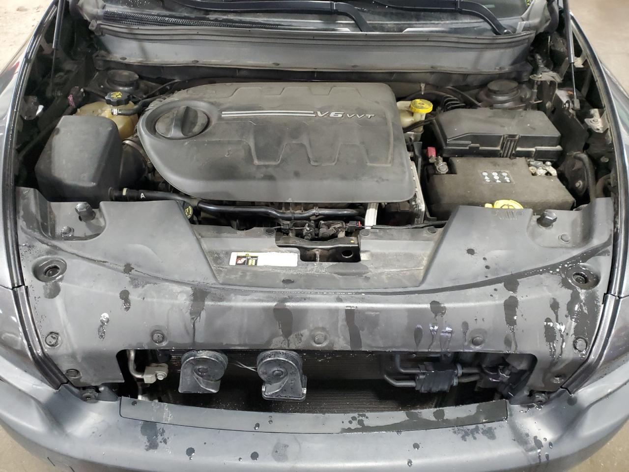2015 Jeep Cherokee - Image 12