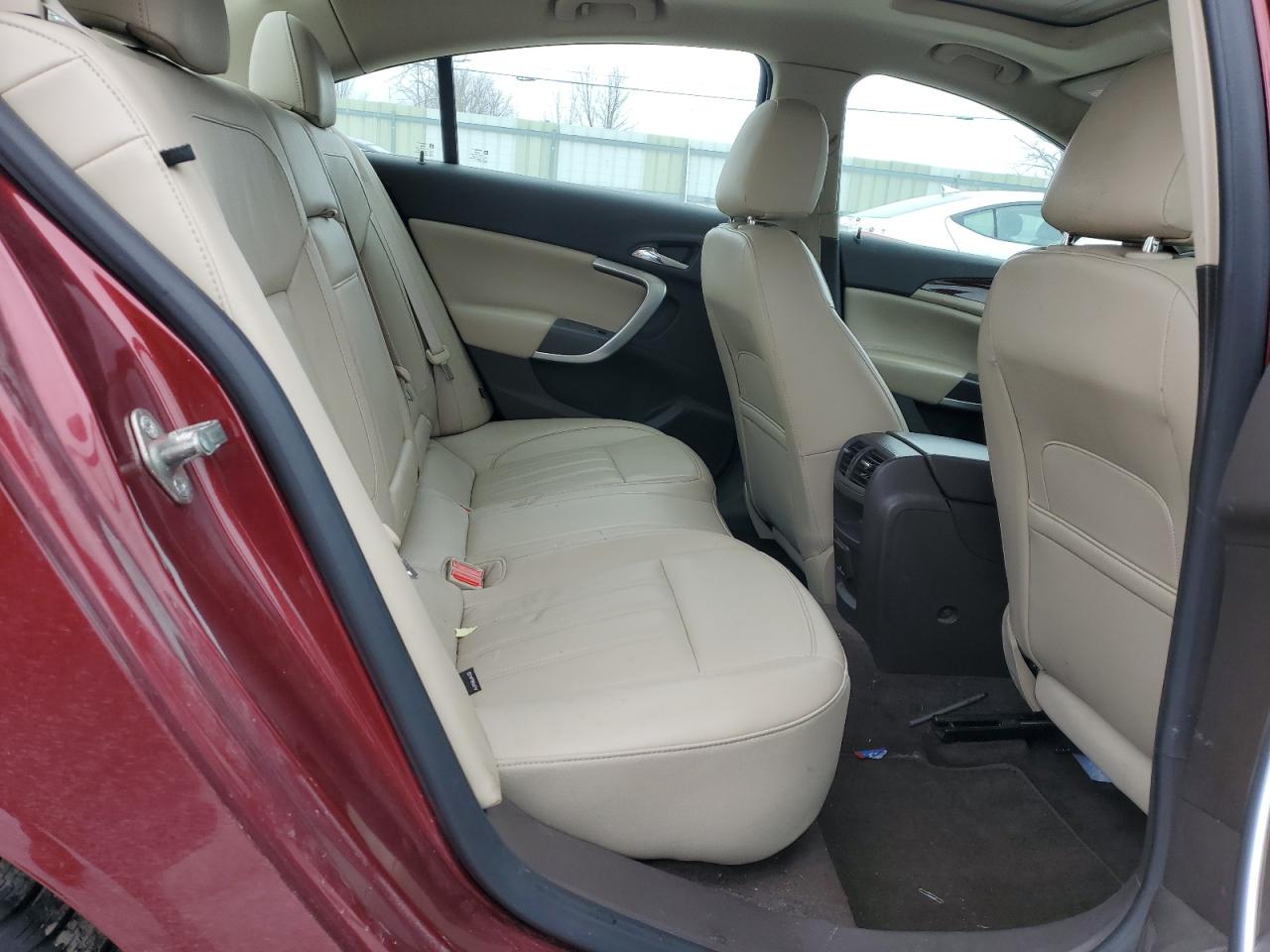 2016 Buick Regal - Image 10