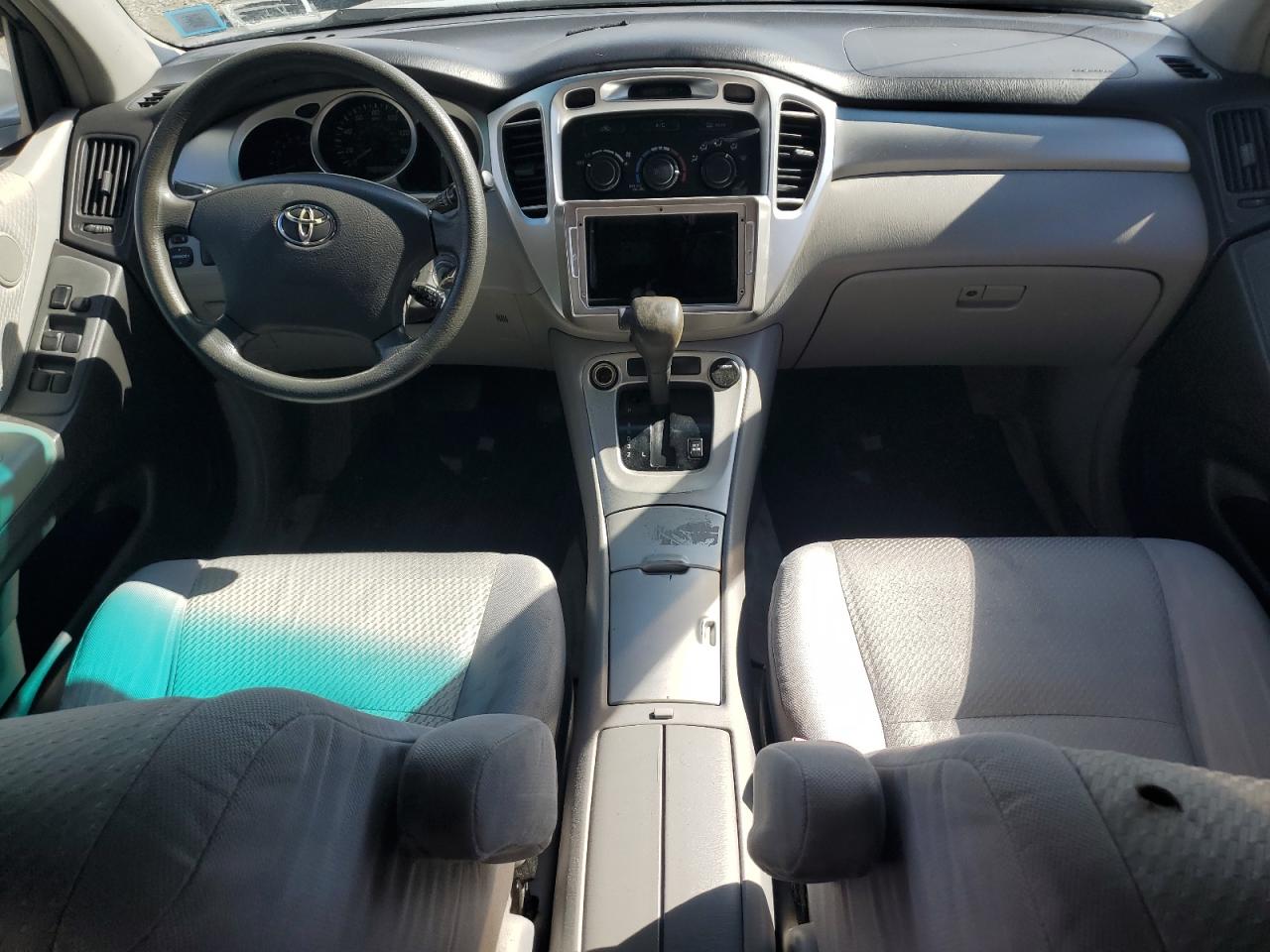 2005 Toyota Highlander - Image 8