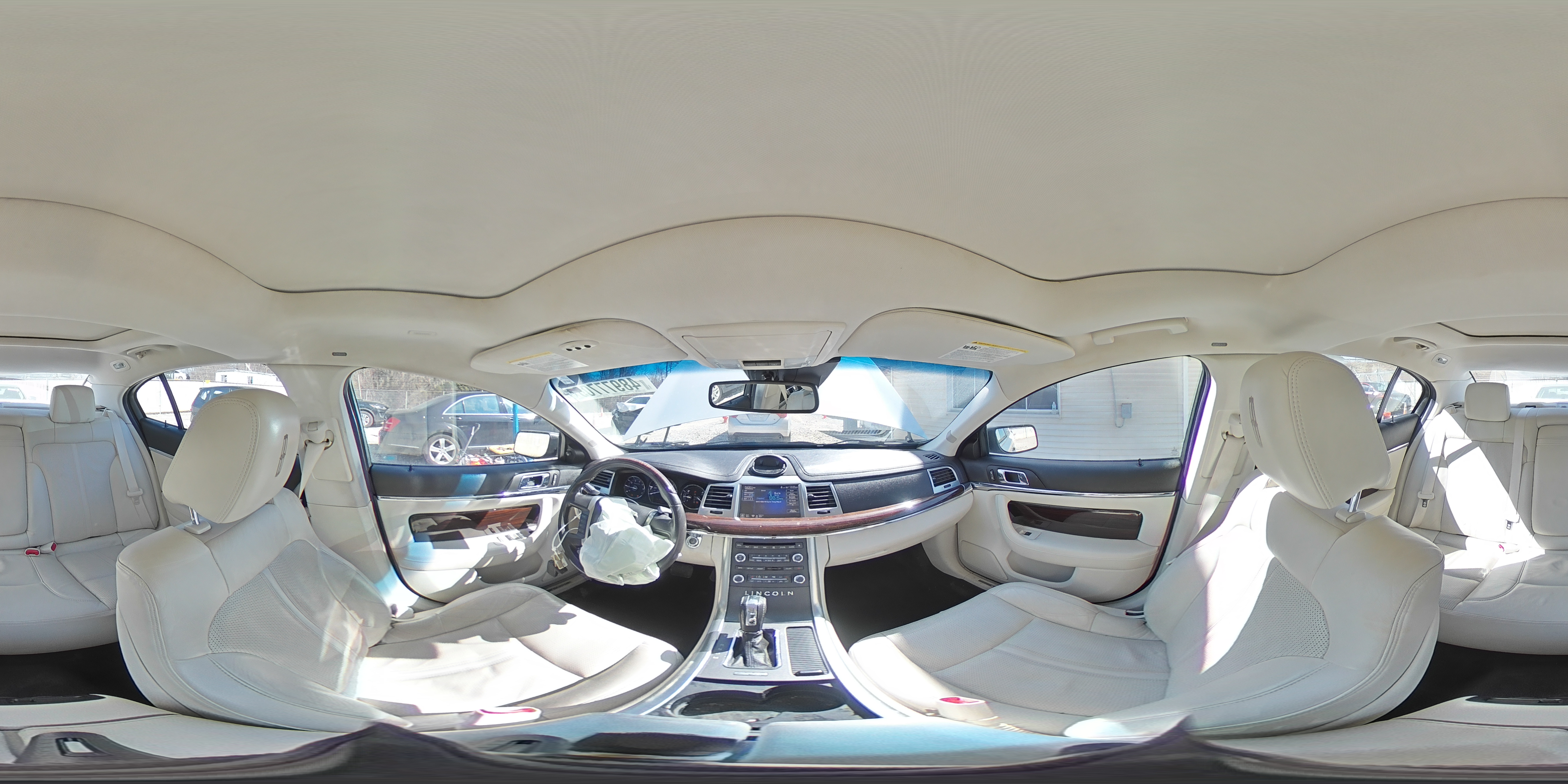 2012 Lincoln MKS - Image 13