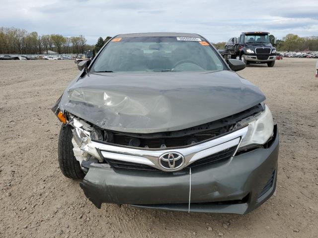Sedans TOYOTA CAMRY 2014 Zielony