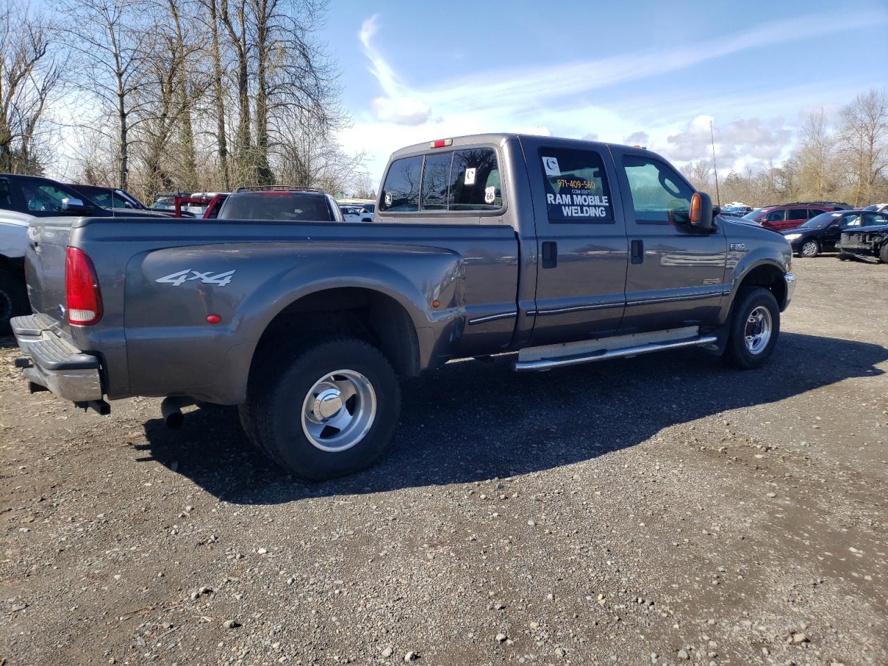 2003 Ford F350 - Image 3