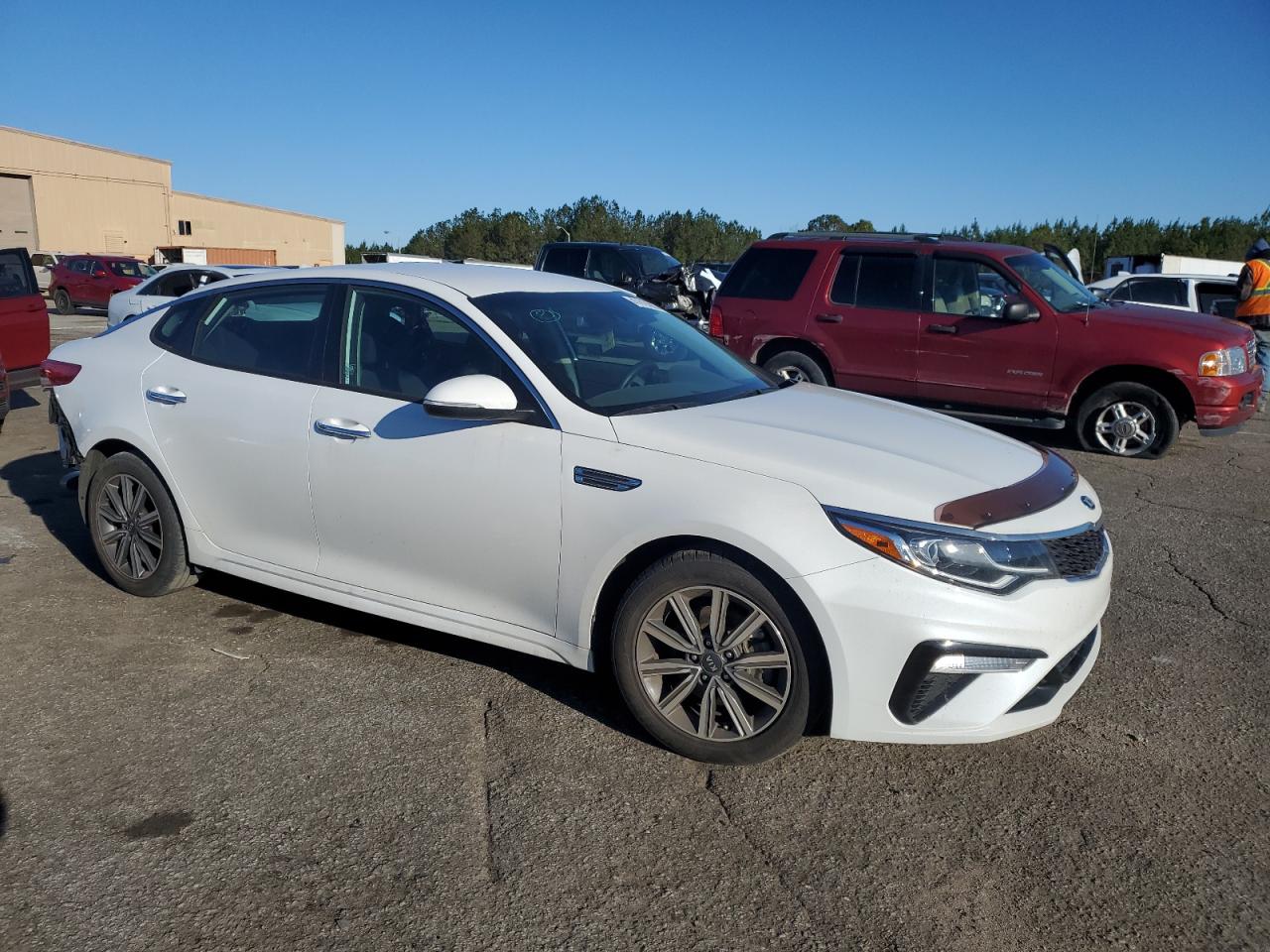 2019 Kia Optima - Image 4